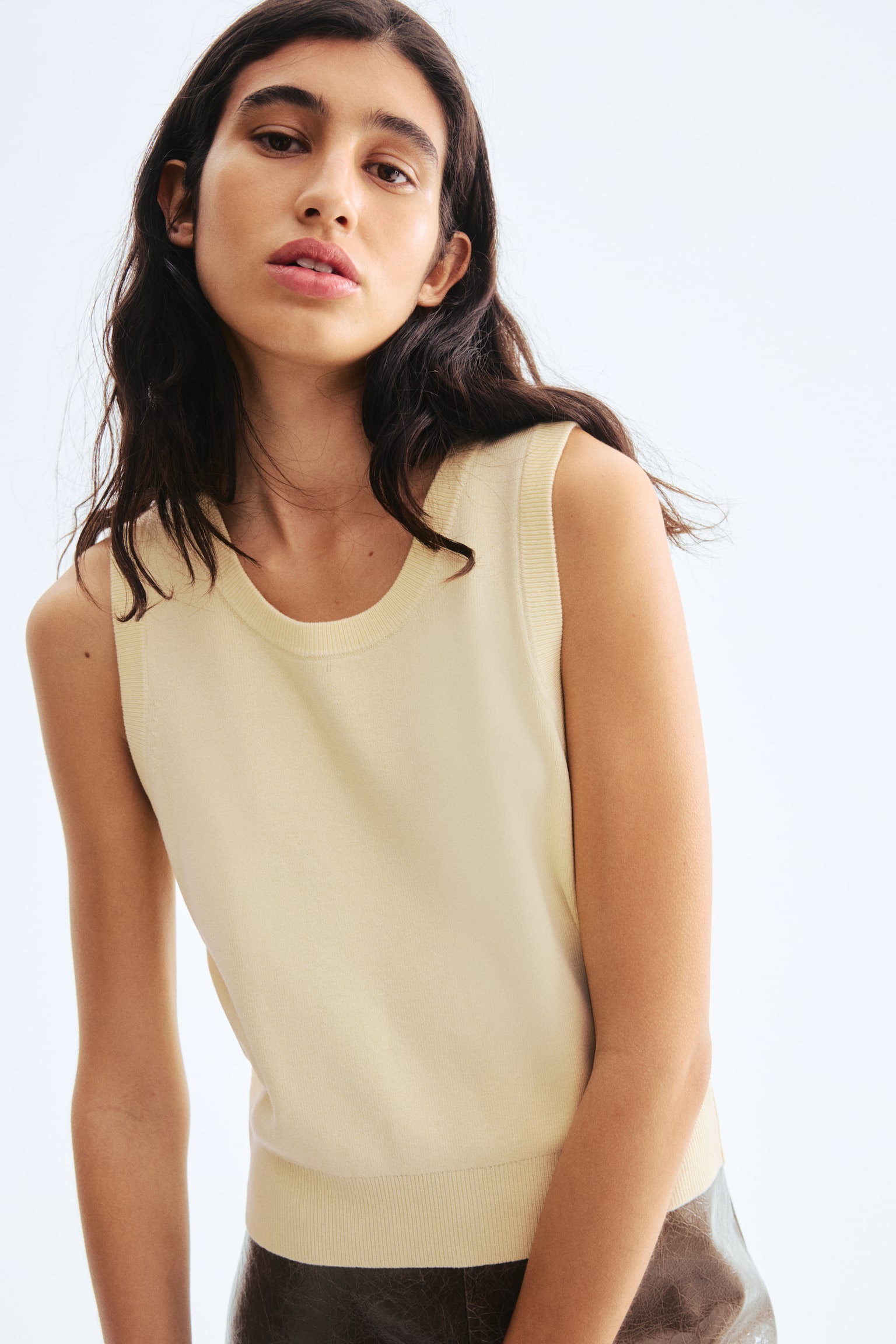 Fine-knit sweater vest - Light yellow/Cream/Pink - 5