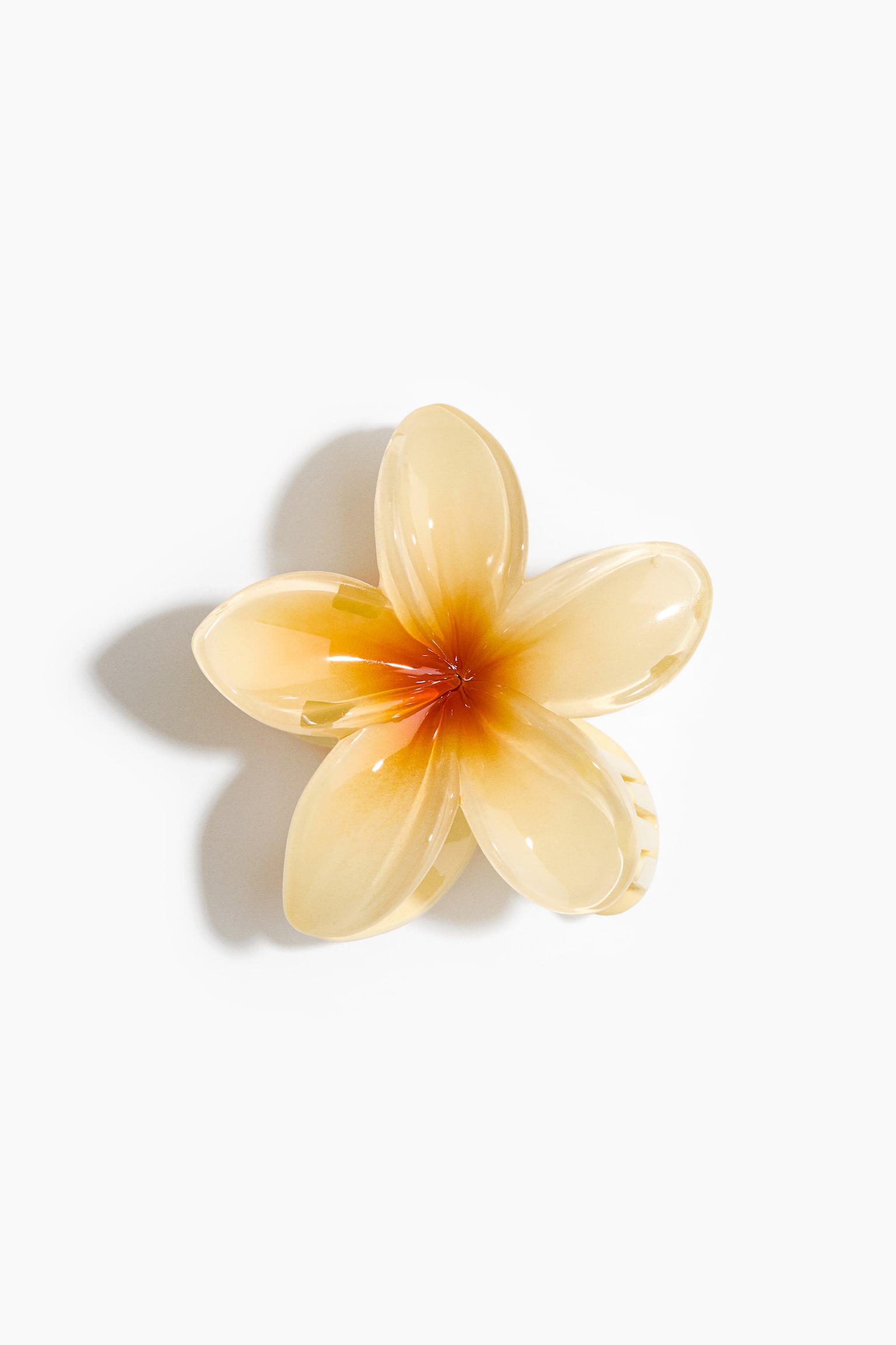 Flower-Shaped Hair Claw - Light yellow/Beige/tortoiseshell pattern/Blue/Light green