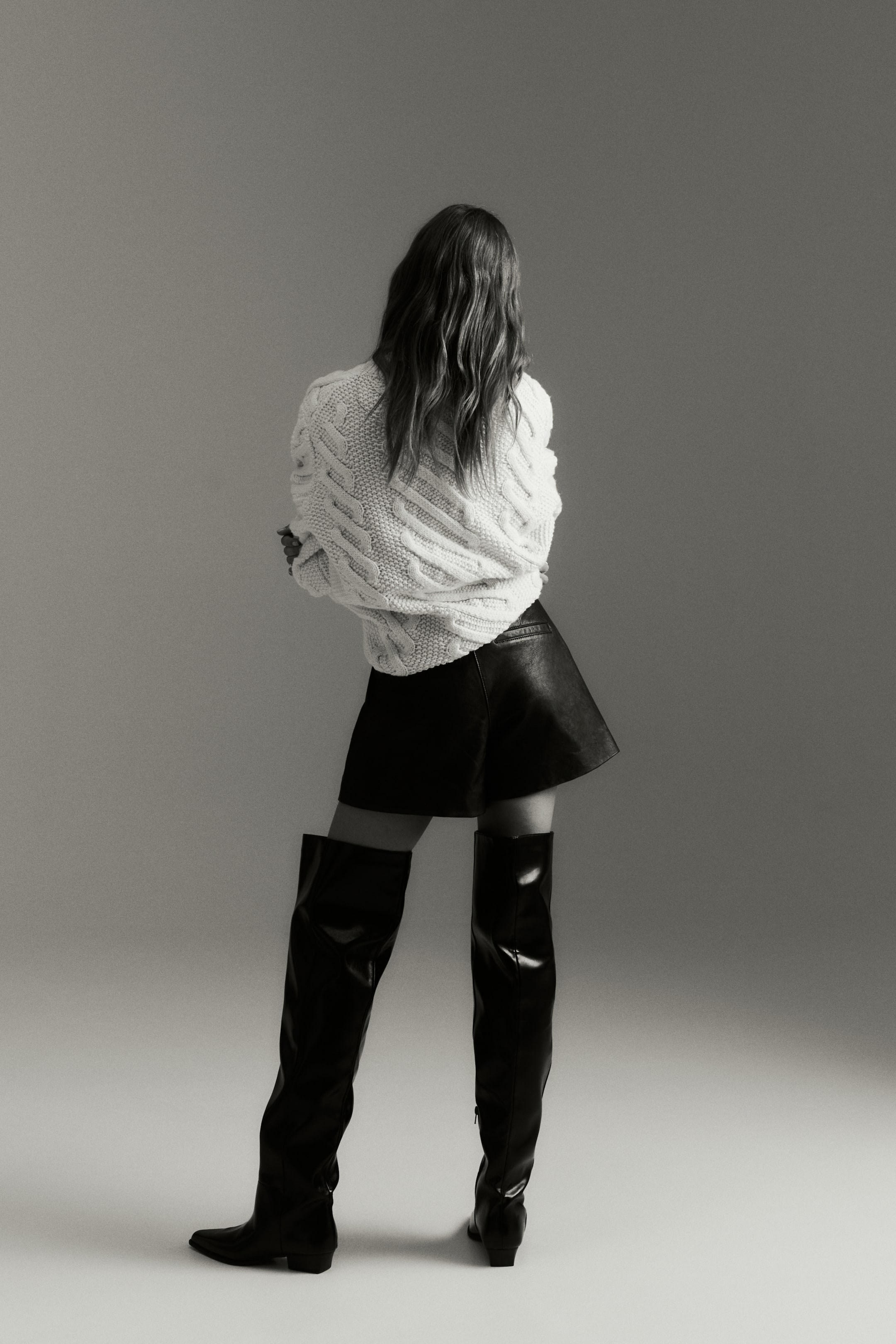 Visualizza immagine più grande: Leather shorts - Marrone scuro | H&M IT 3