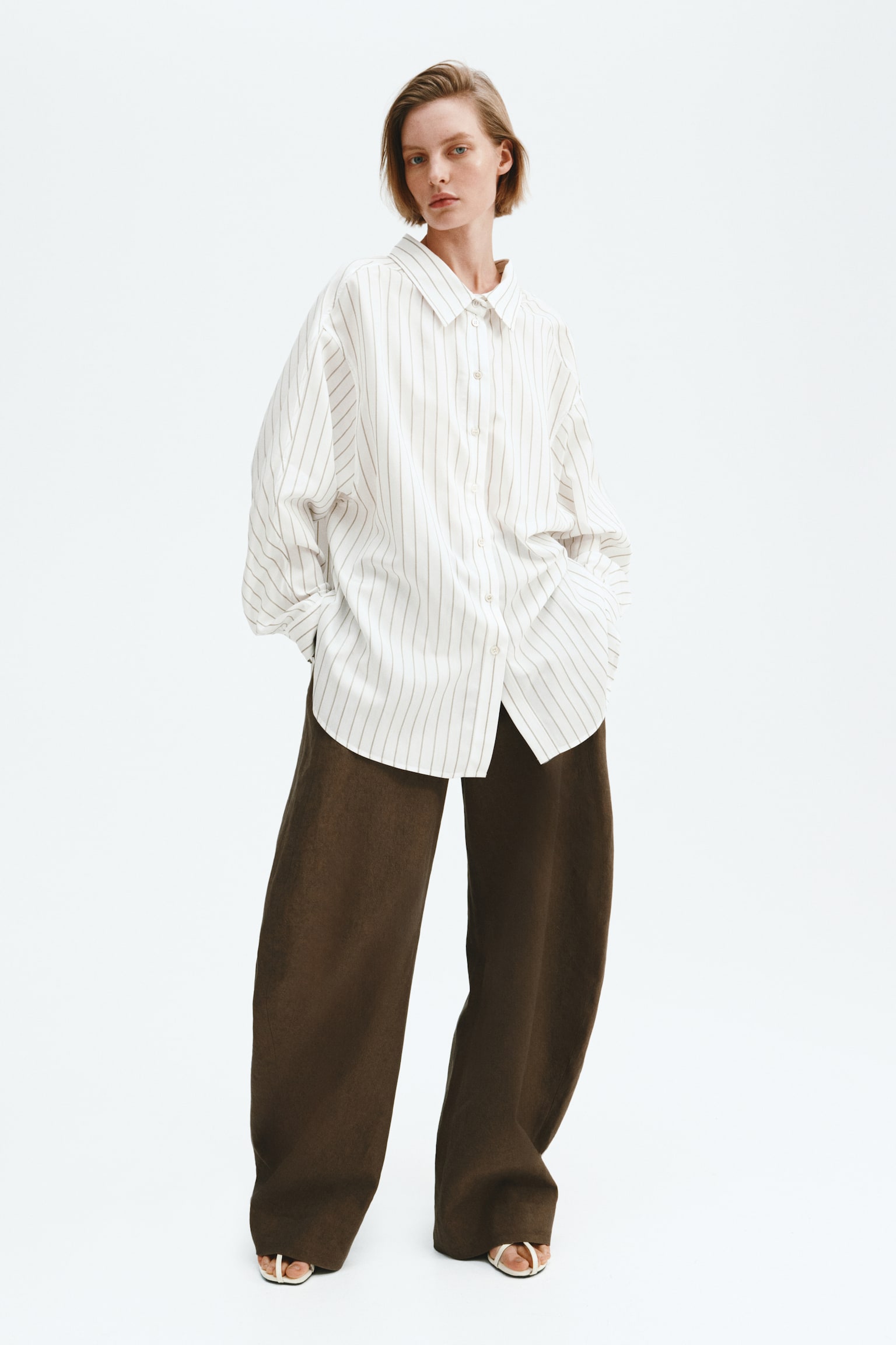 Oversized shirt - White/Striped - 1