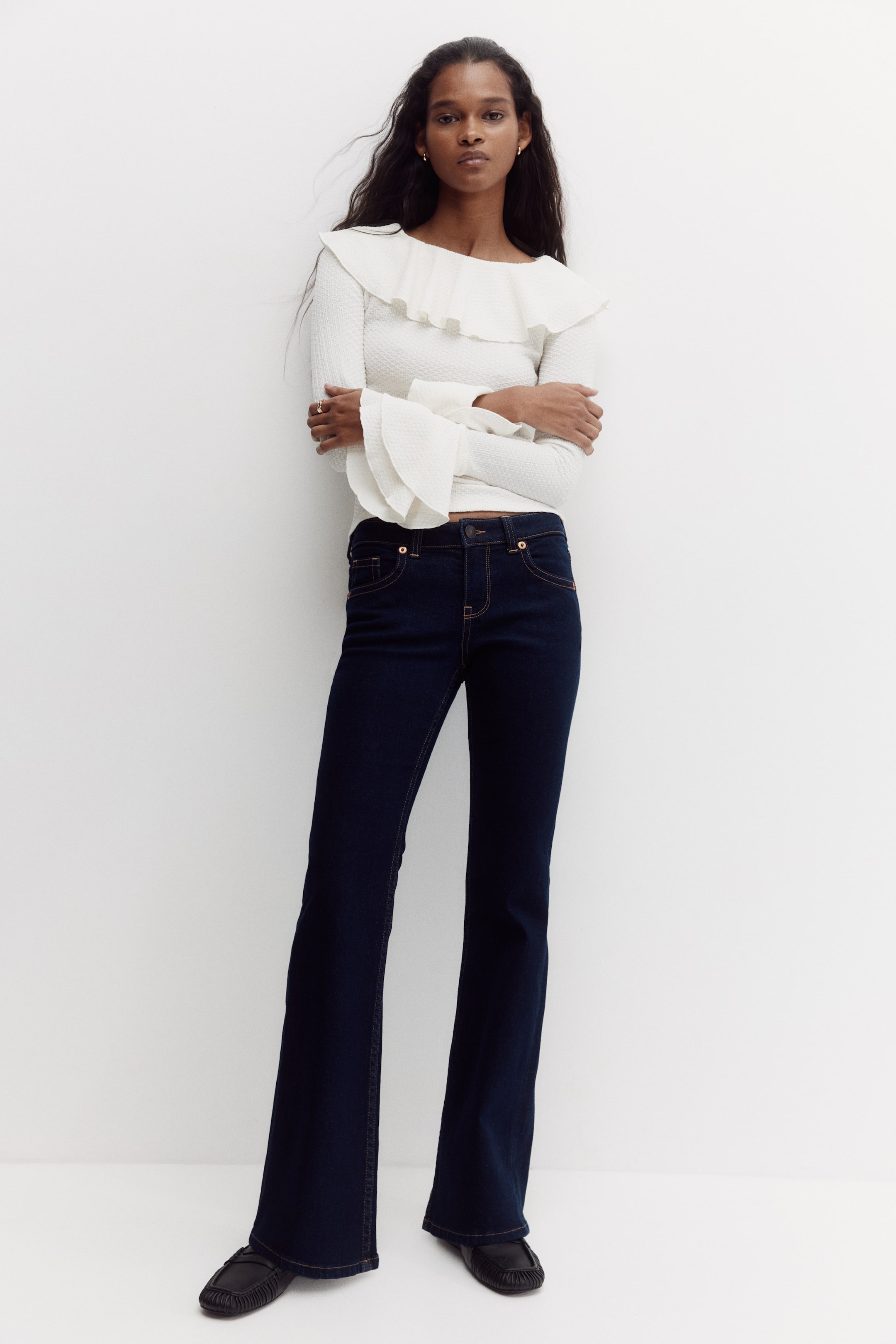 Größeres Bild ansehen: Flared Low Jeans - Dunkles Denimblau - Ladies | H&M DE 1