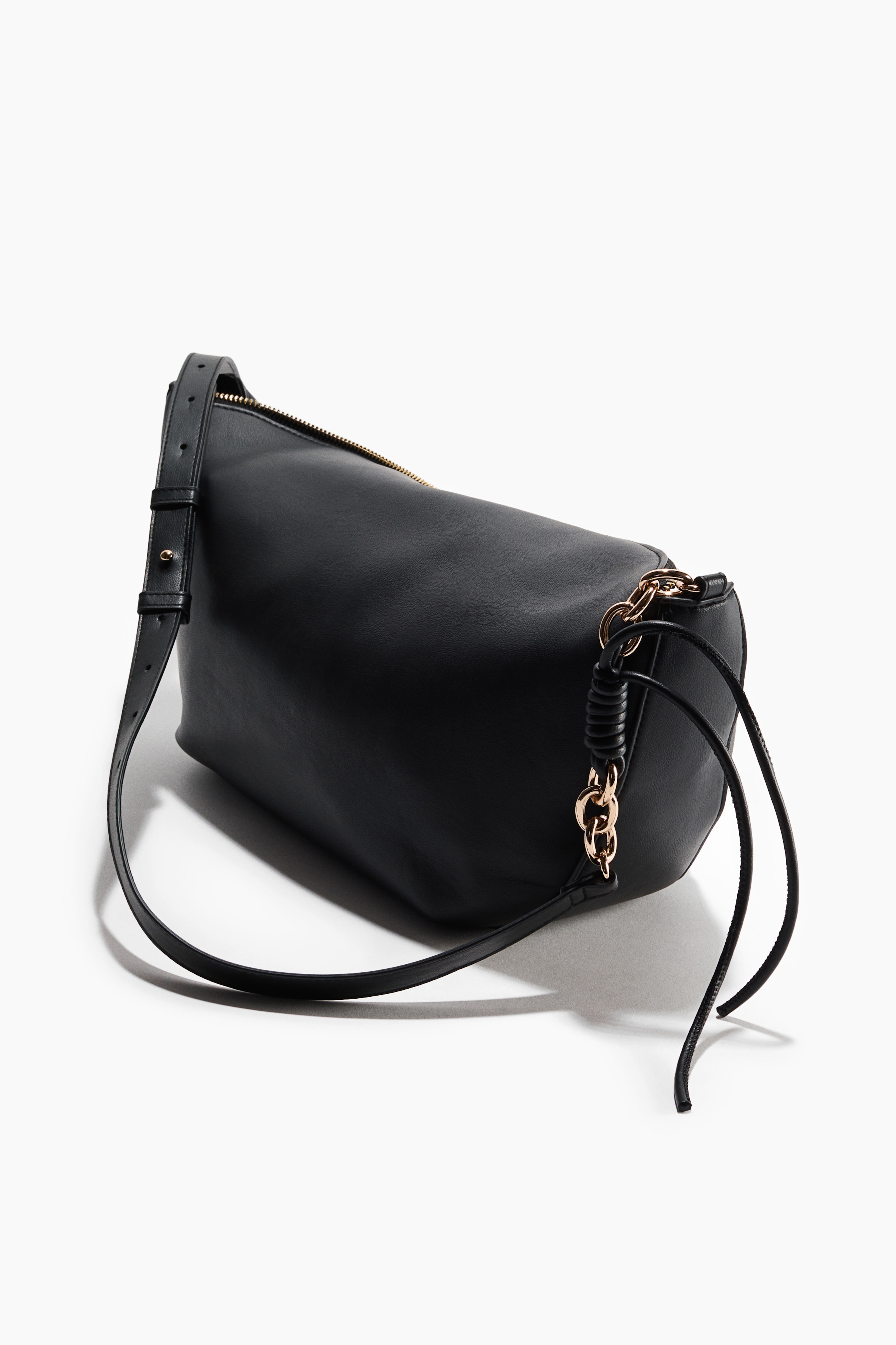 Zip-Detail Shoulder Bag