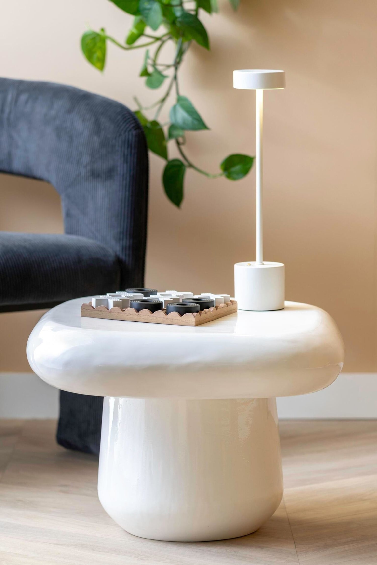 Roca Stolik Boczny - Biały/Miękki Brąz/Czarny - 2