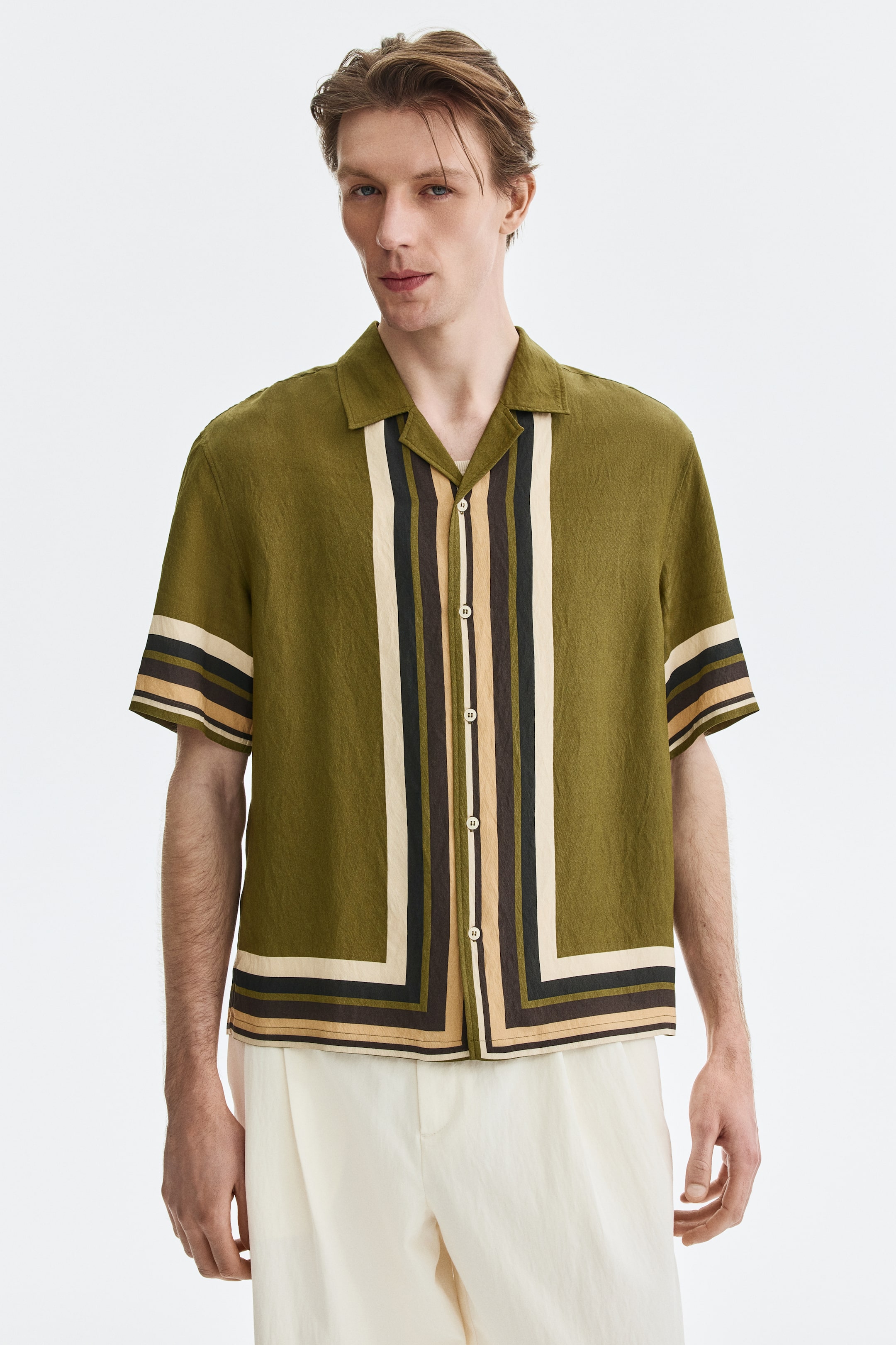 View larger image: Relaxed Fit Resort shirt - Dark khaki green  - Men | H&M 1