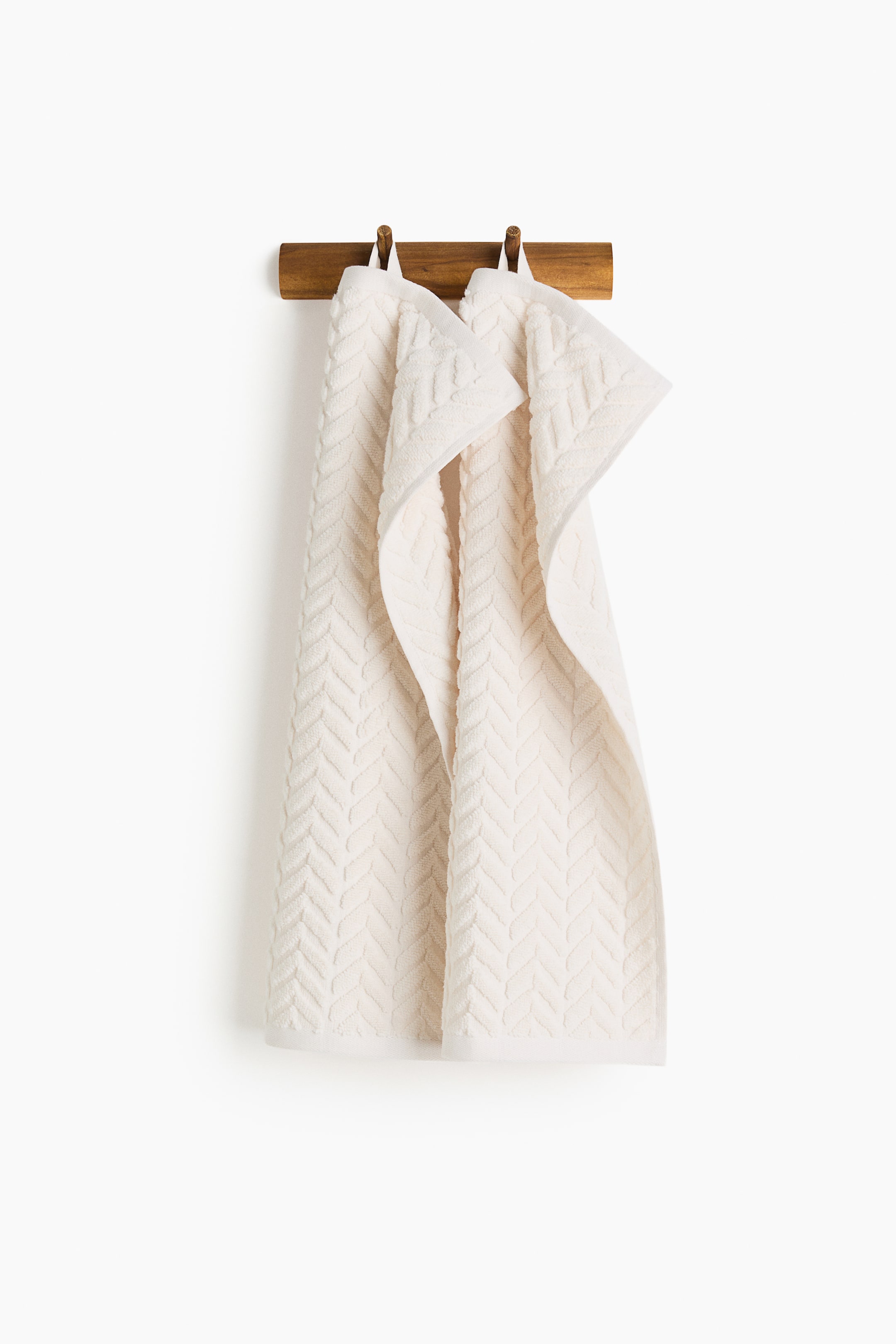 2-Pack Textured Guest Towels