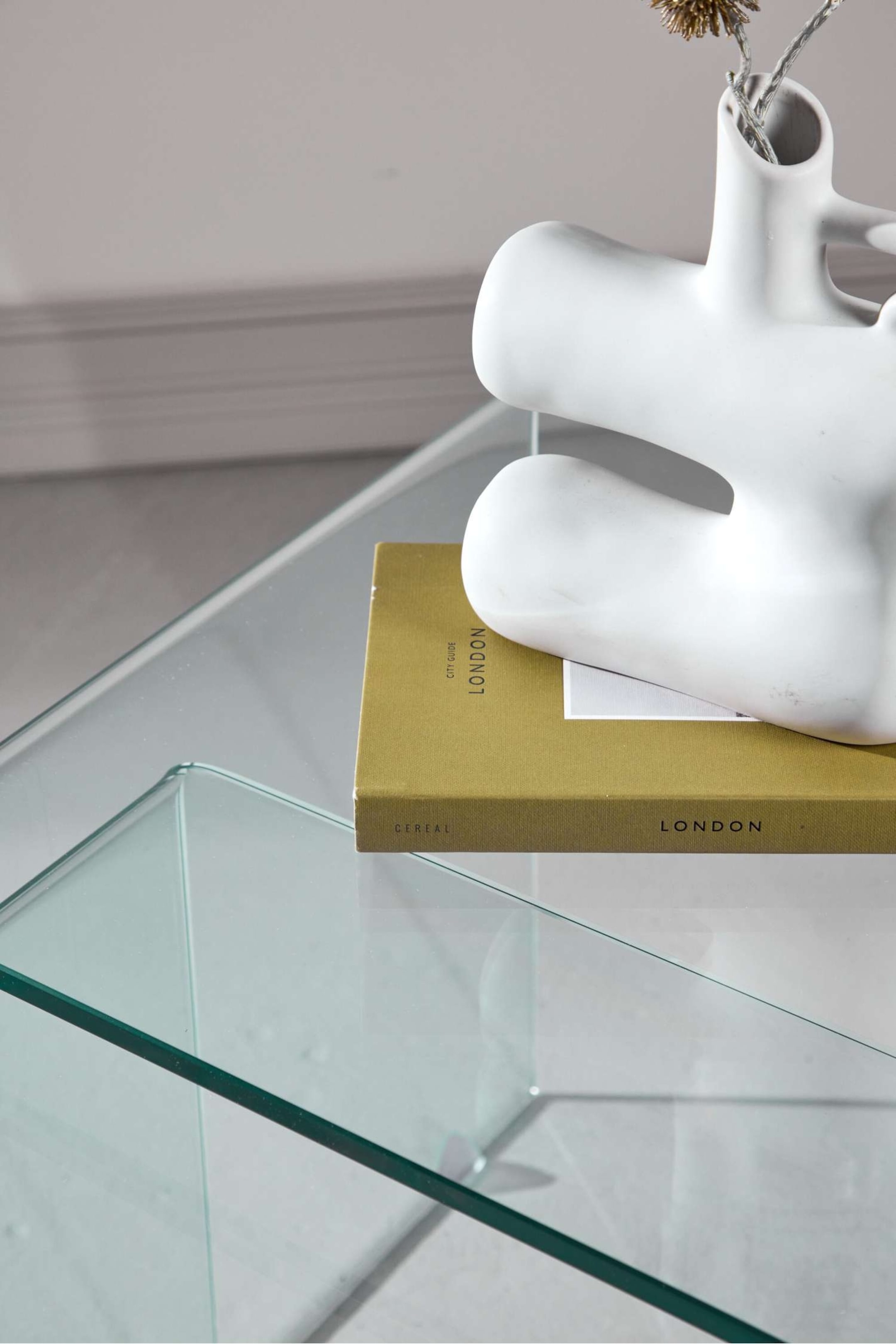 Visa större bild: Telemark Sidobord - Glas, Klar - Venture Home - Home All | H&M SE 3