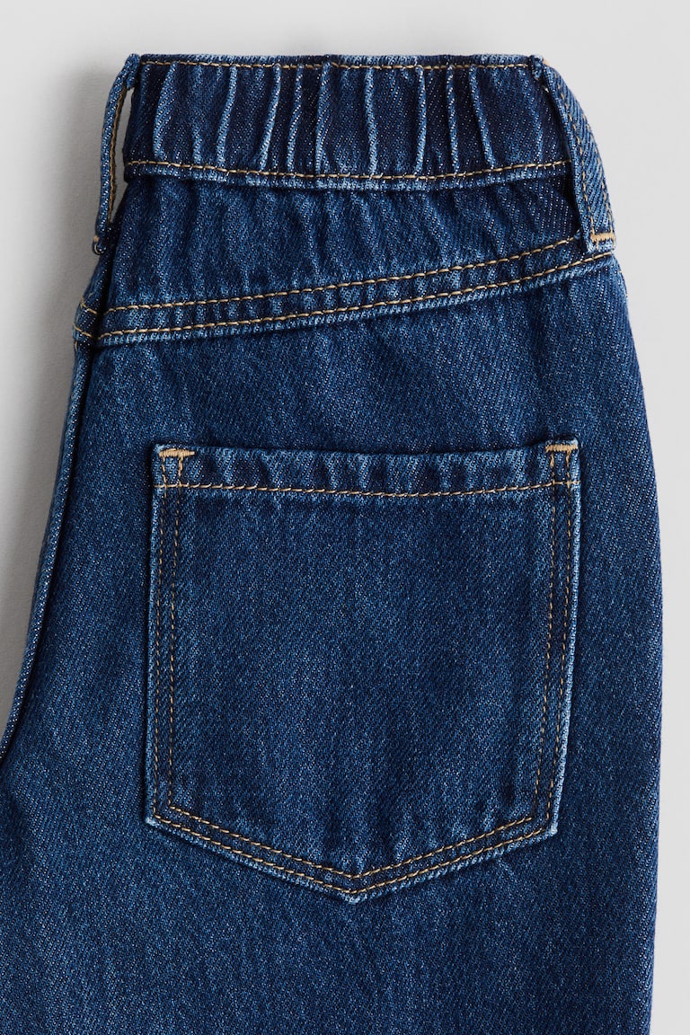 Vaquero de pernera ancha