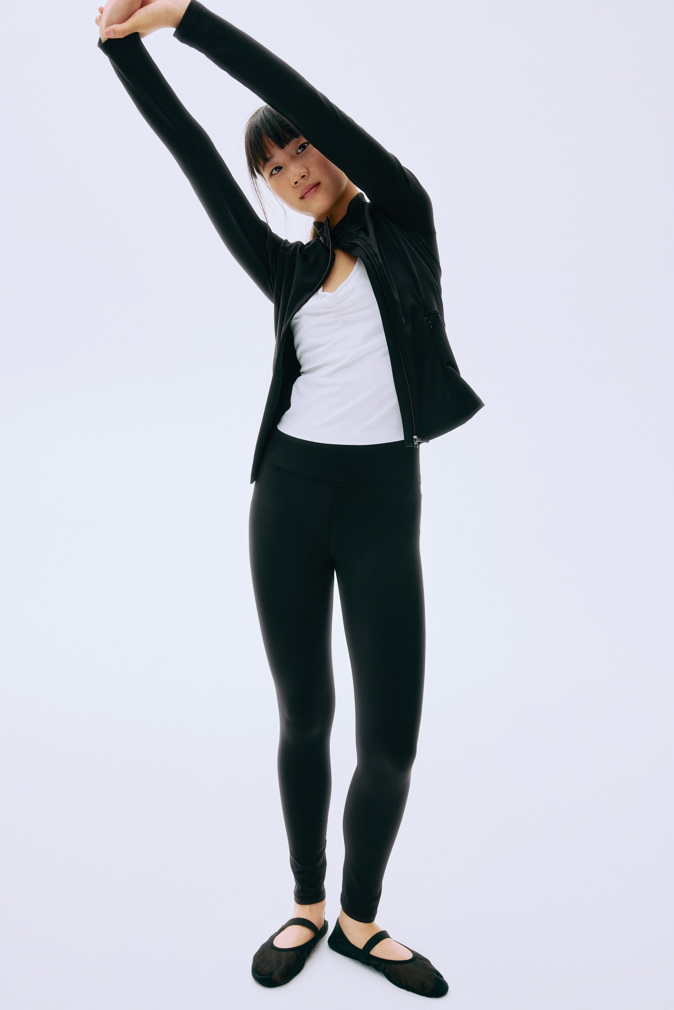 Детские куртки H&M Activewear Jacket with DryMove™ — фото 4