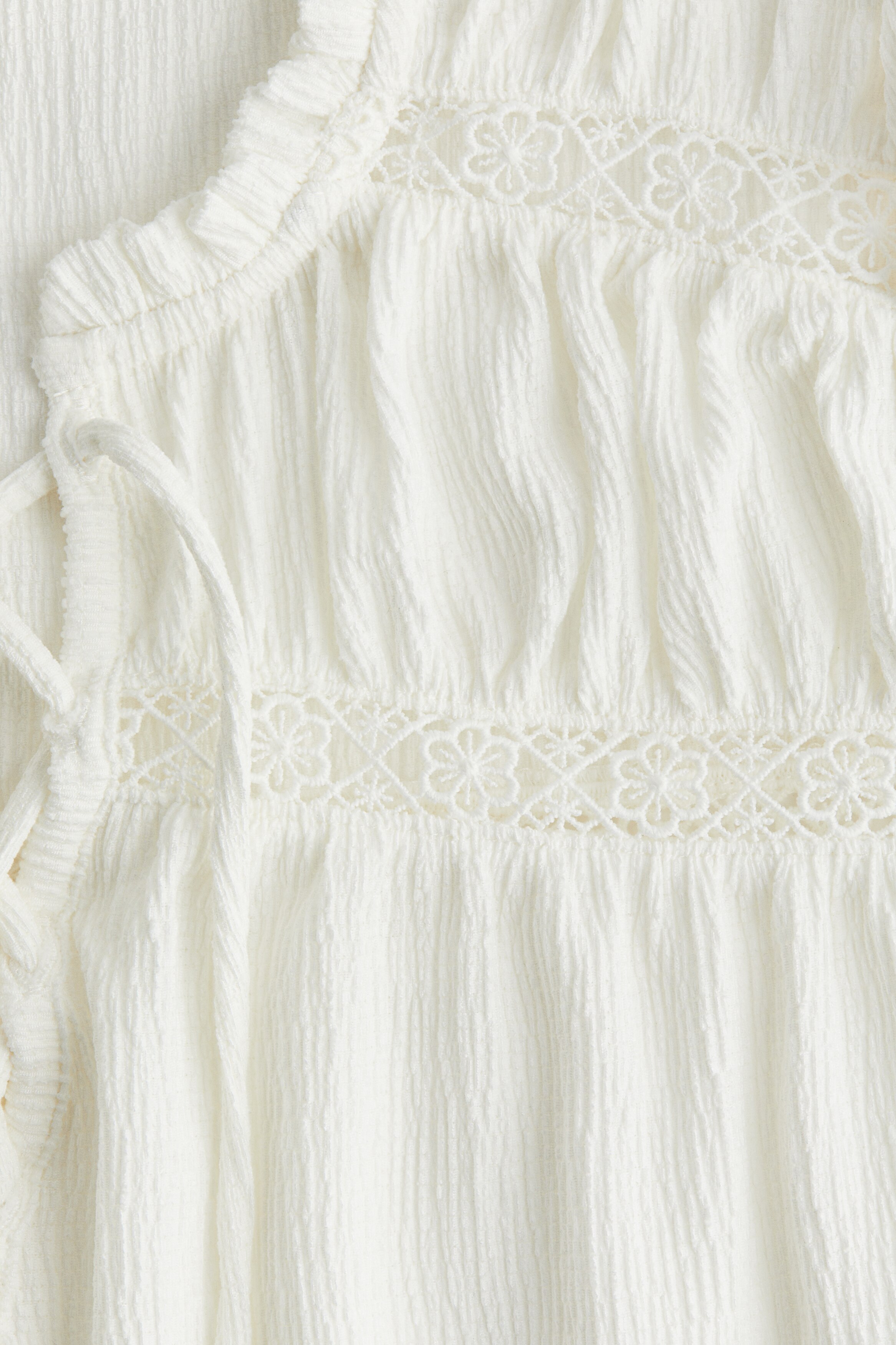 Lacing-detail crinkled top