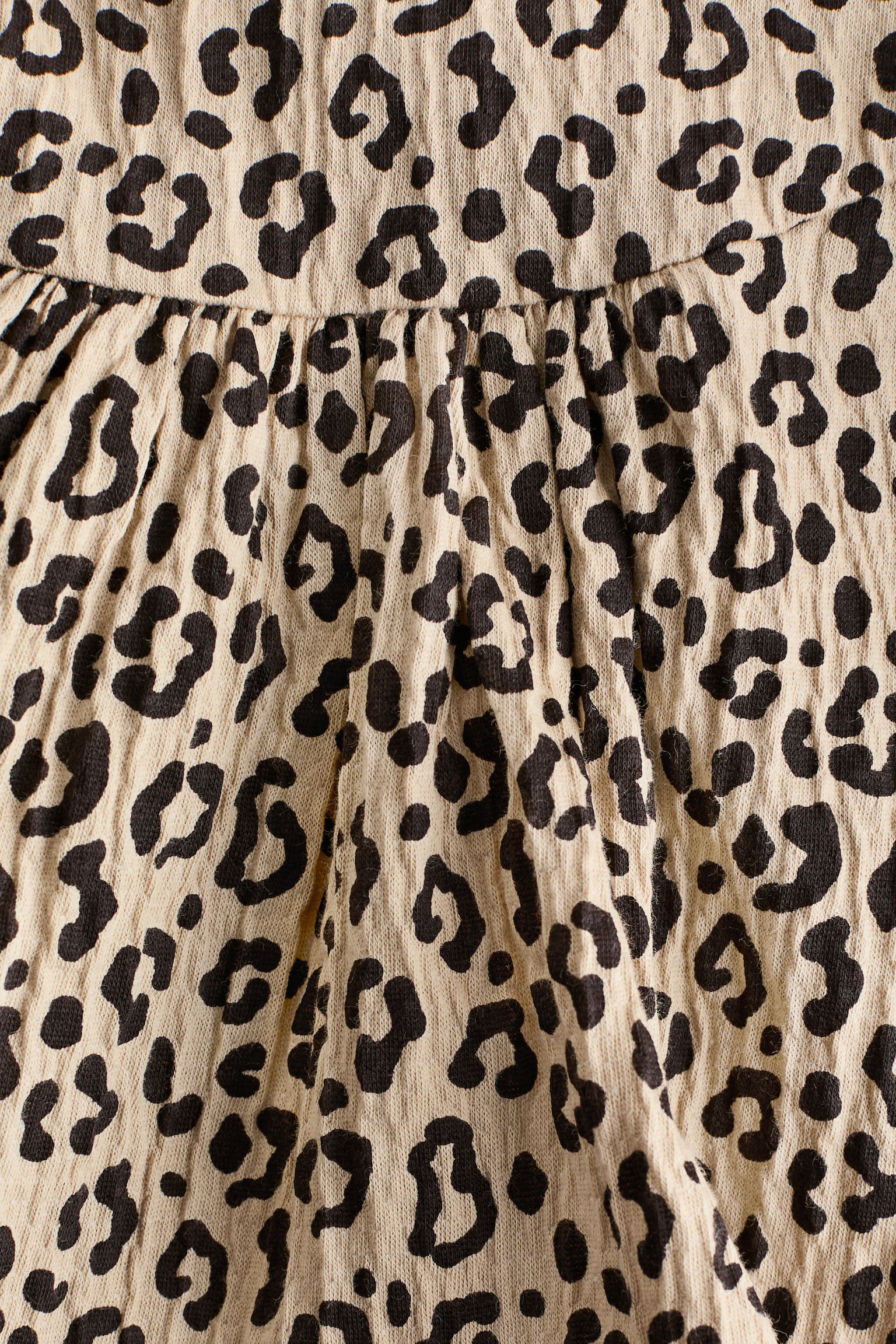 Blouse froissée avec nœud - Beige clair/imprimé léopard/Crème/cœurs - 2