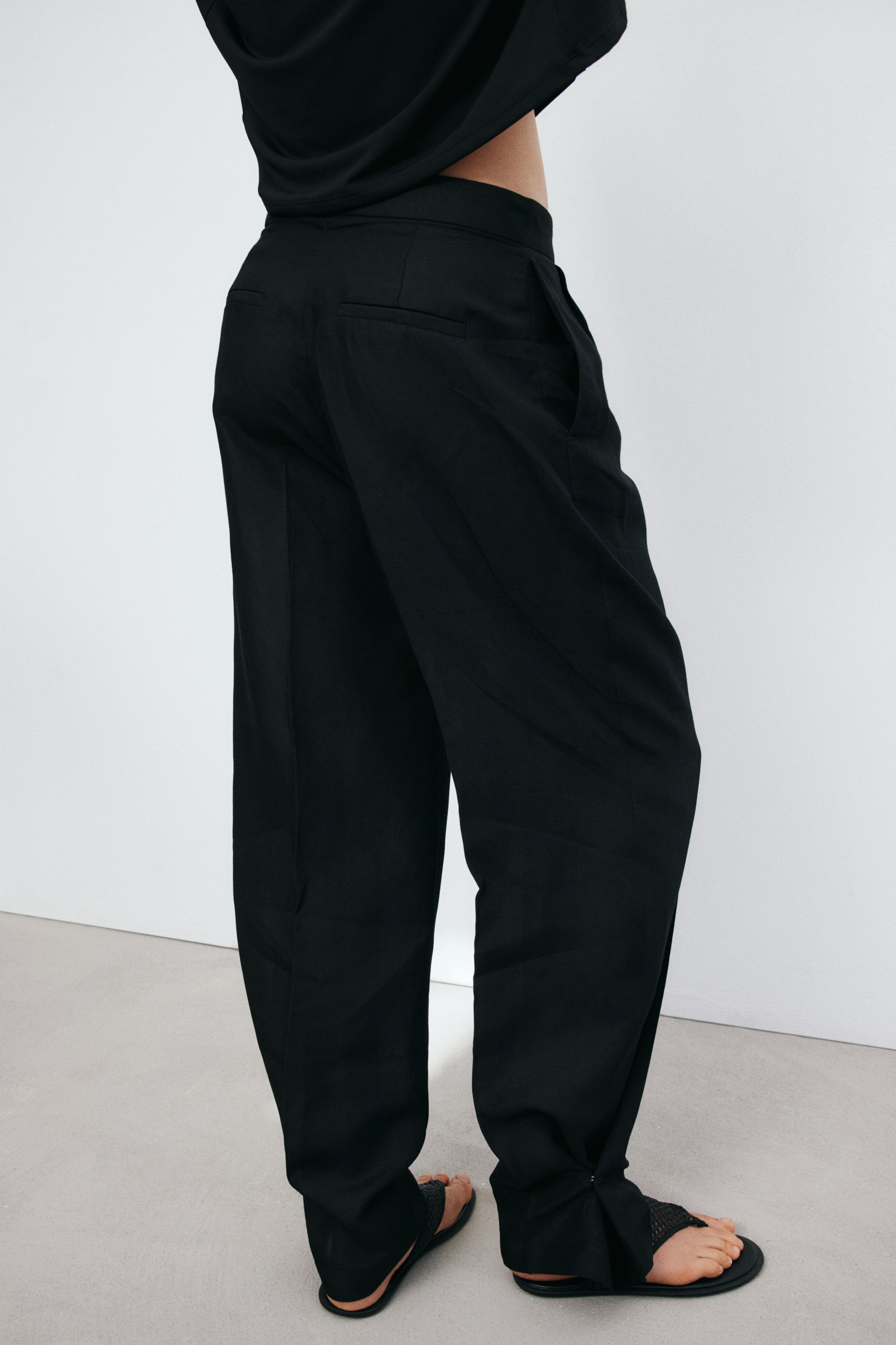 Linen-Blend Balloon-Leg Pants
