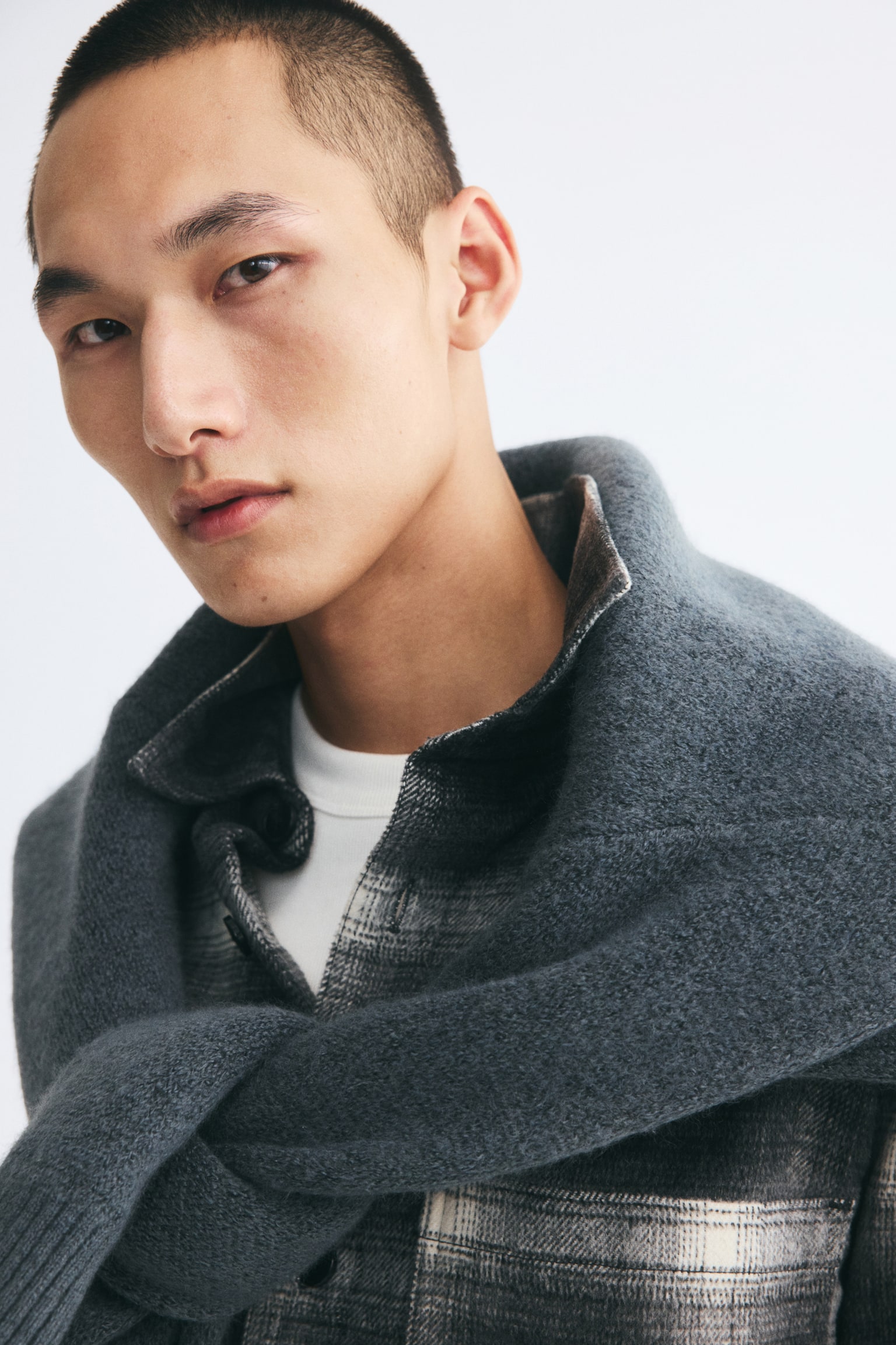Мужская рубашка H&M Twill Overshirt, цвет: Чёрный / Клетчатый — фото 4