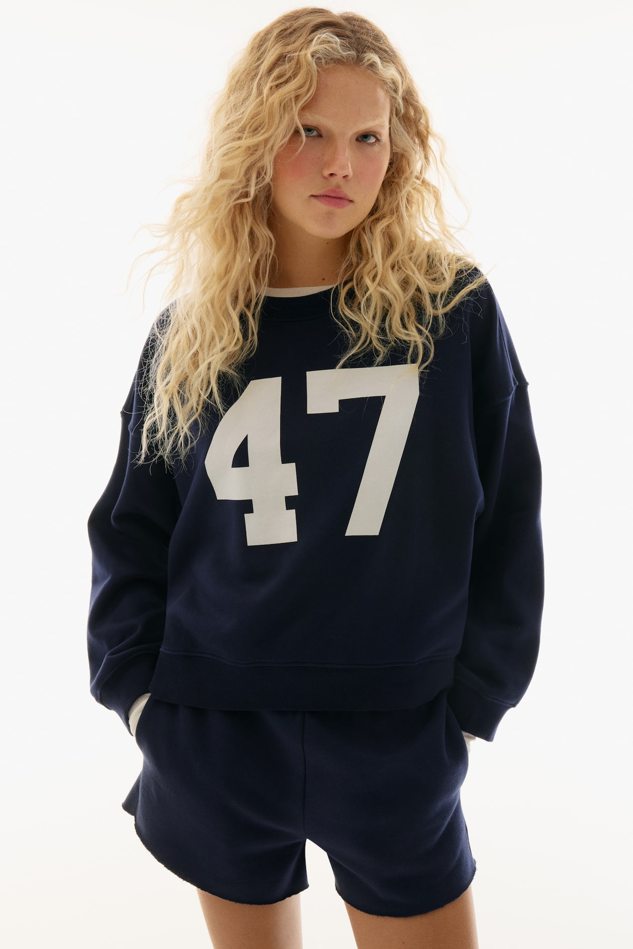 Oversized Sweatshirt - image 3