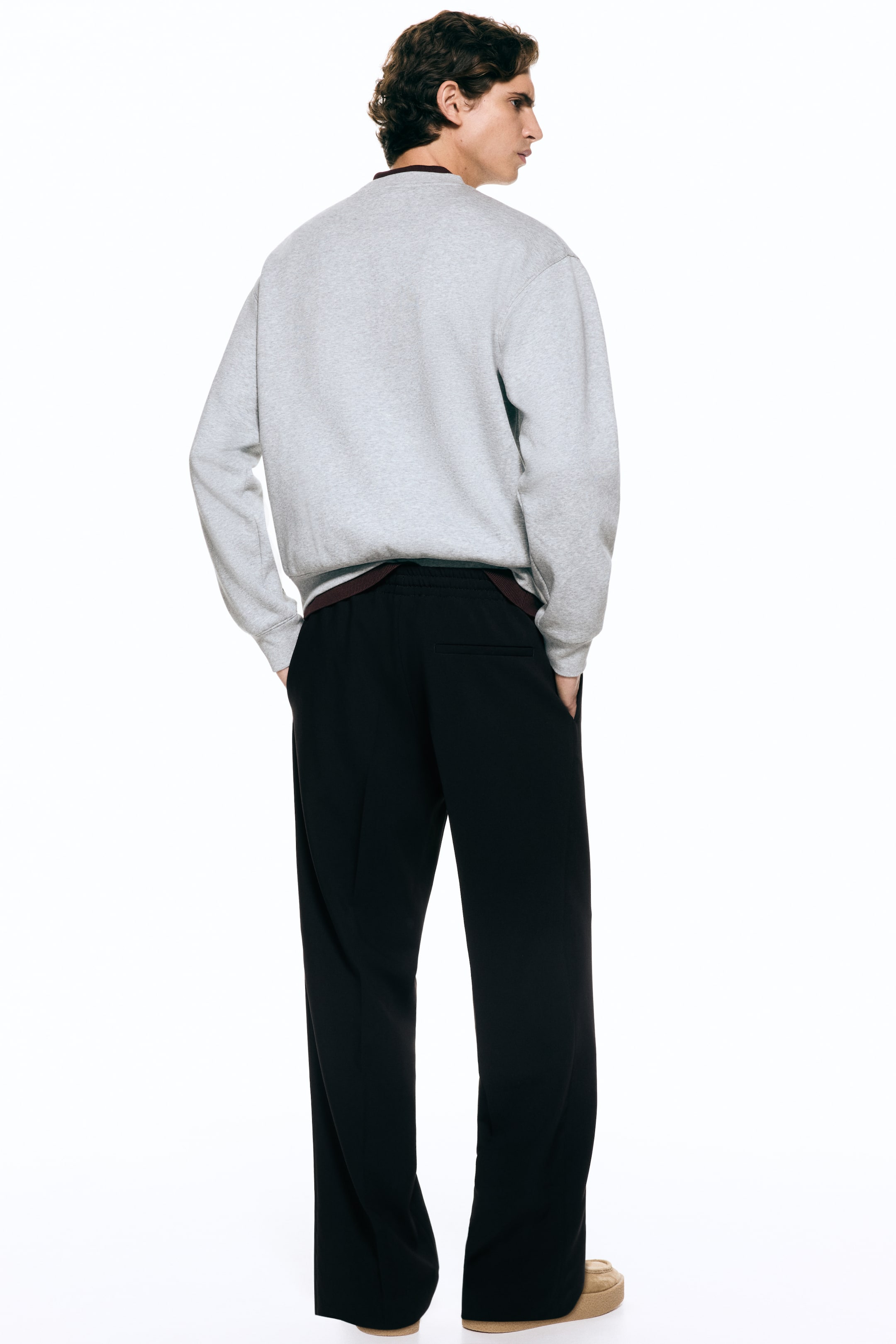 Größeres Bild anzeigen: Hose in Relaxed Fit - Schwarz - Men | H&M AT 8