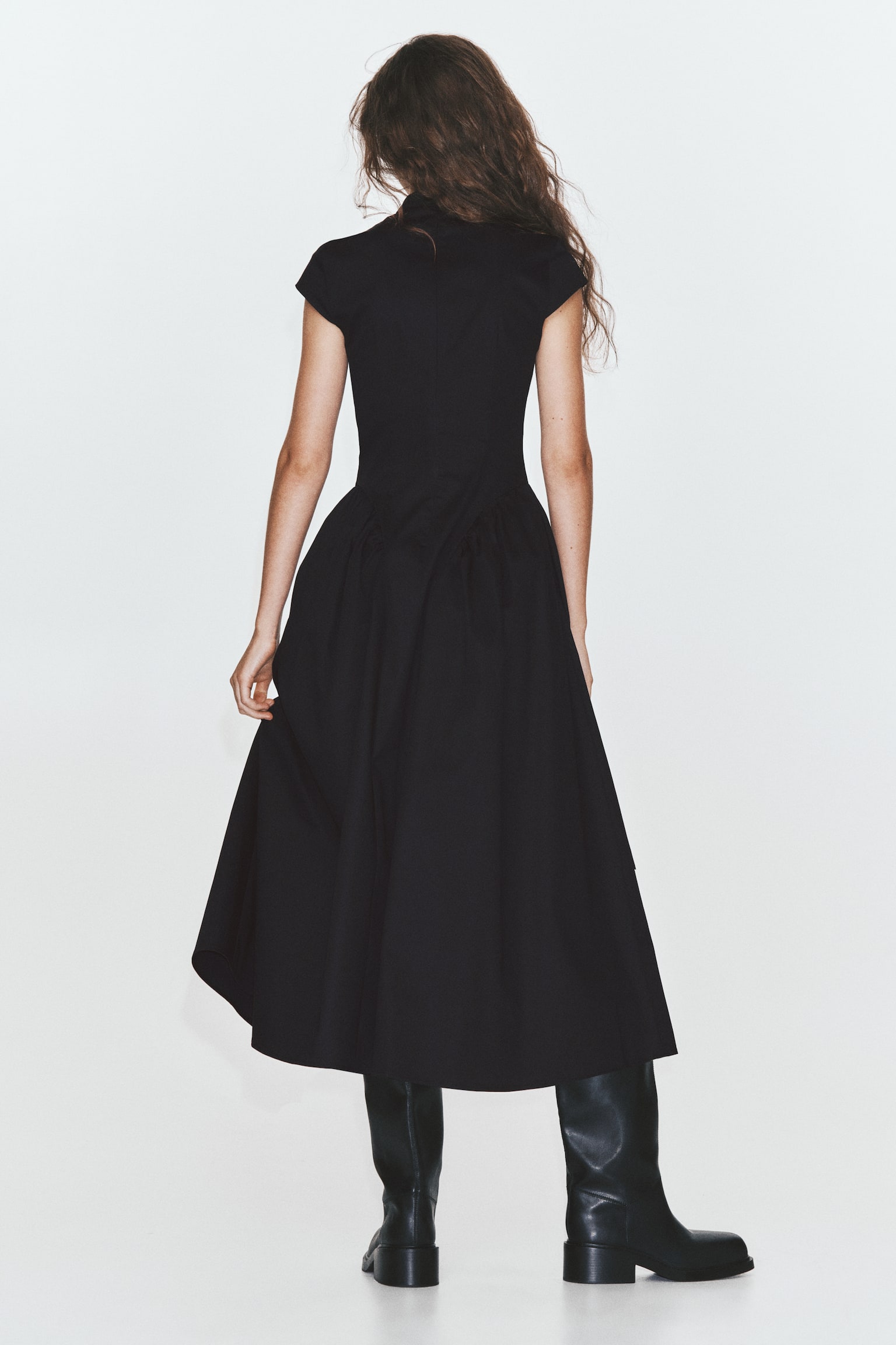 Женское платье H&M Cotton Dress with Flared Skirt, цвет: Чёрный — фото 7