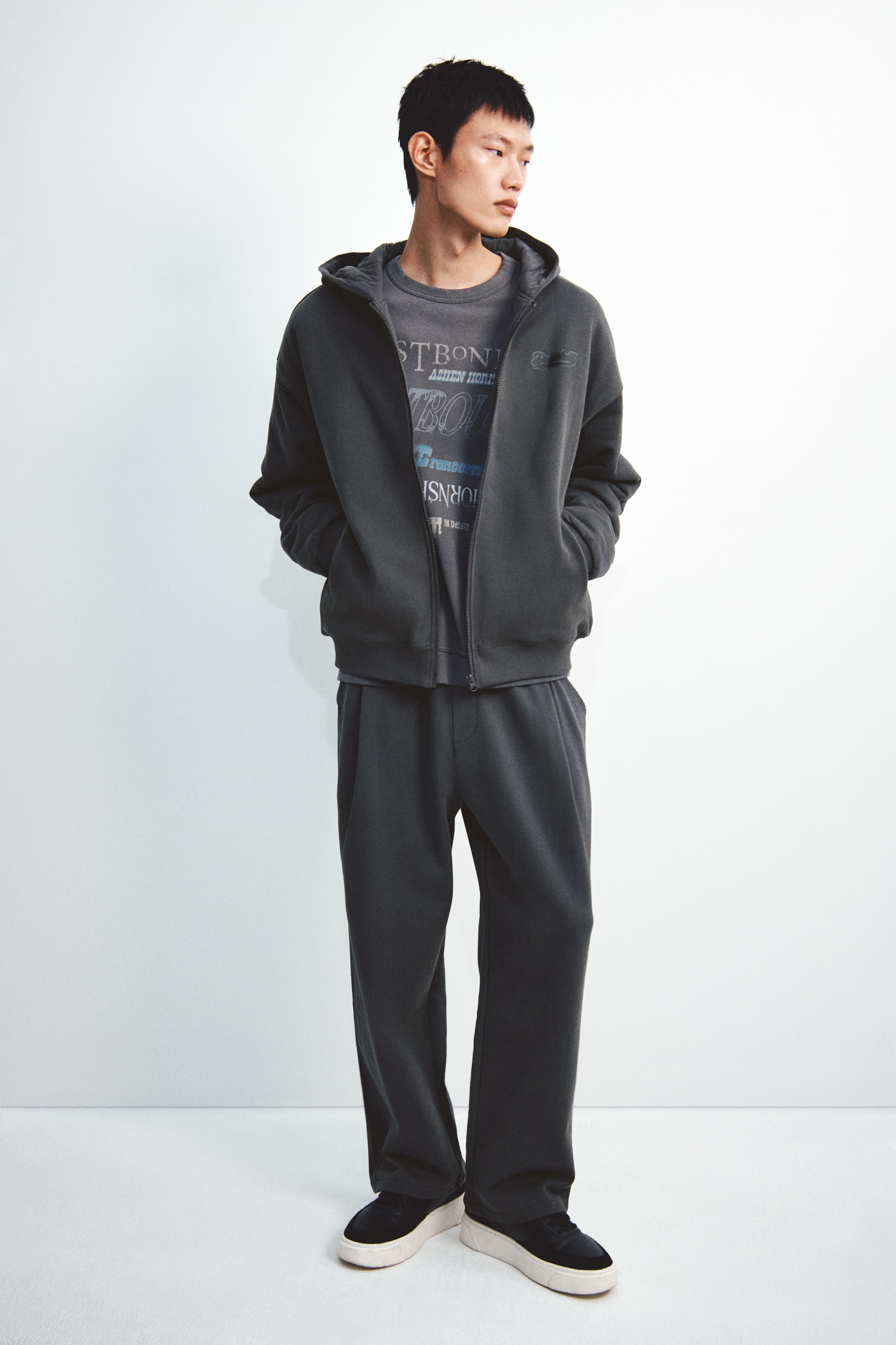 セール - メンズパーカ/スウェットシャツ | H&M JP