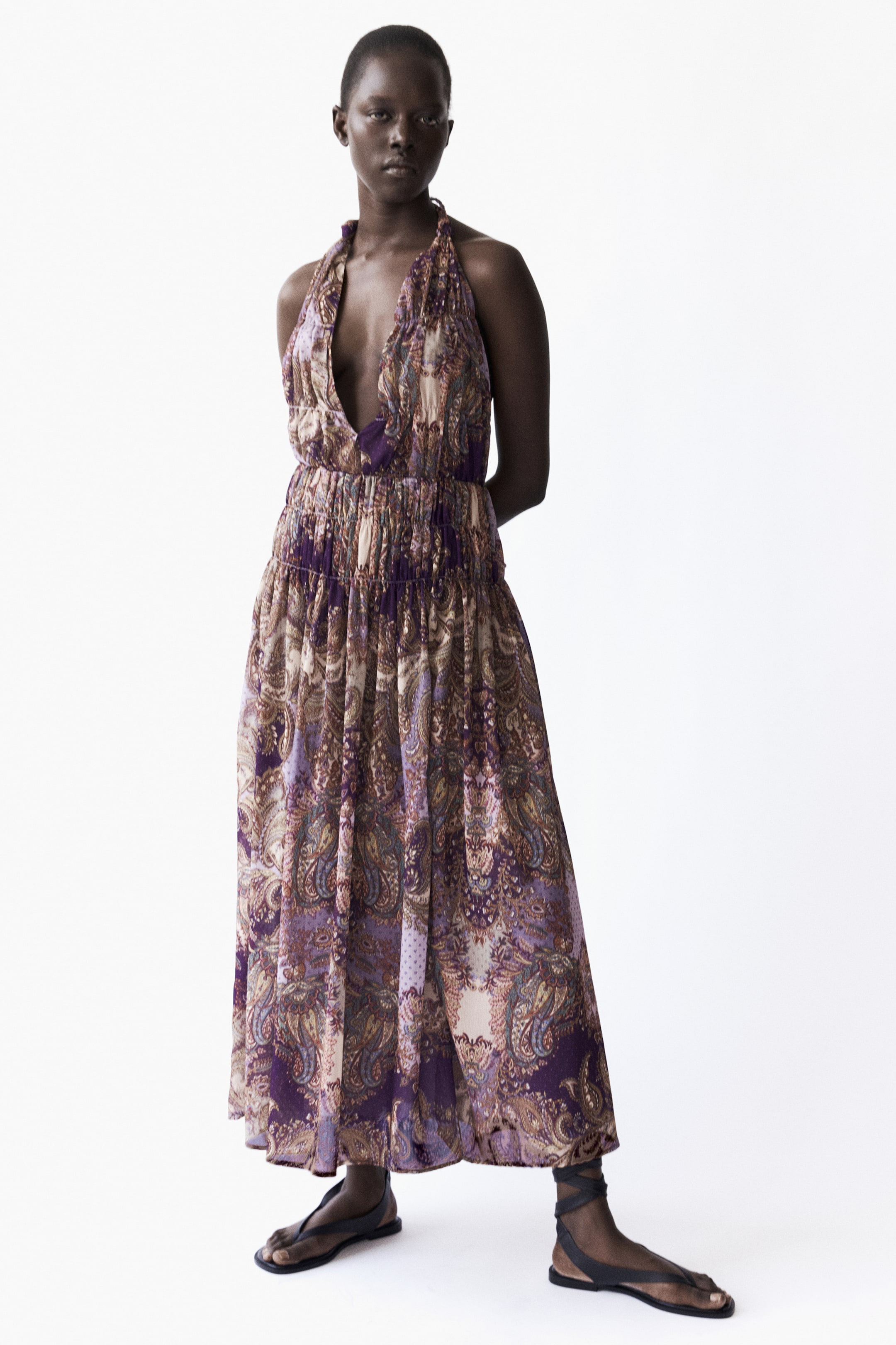 Женские платья H&M Gathered Halterneck Dress — фото 6