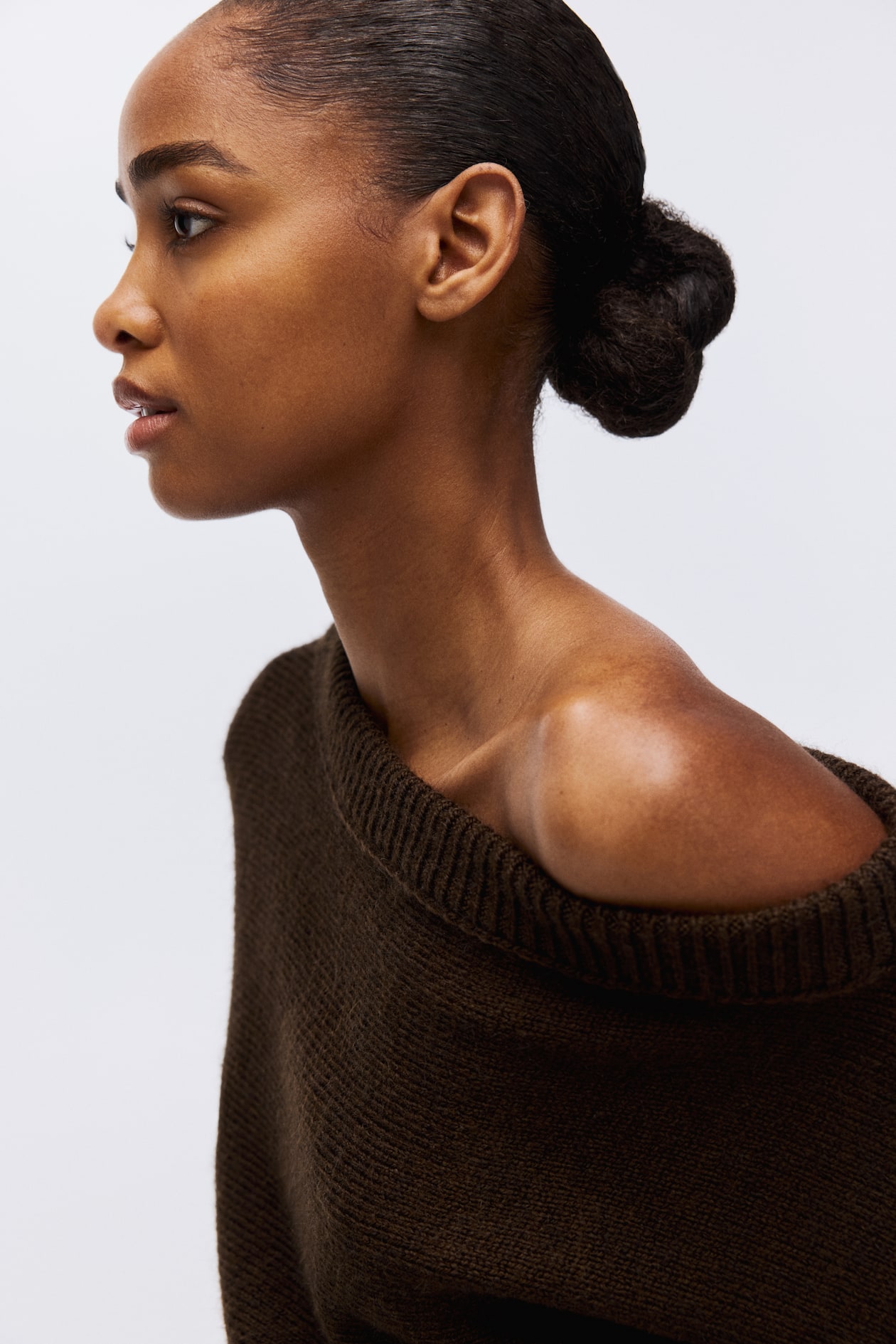 One-Shoulder Sweater - image 2