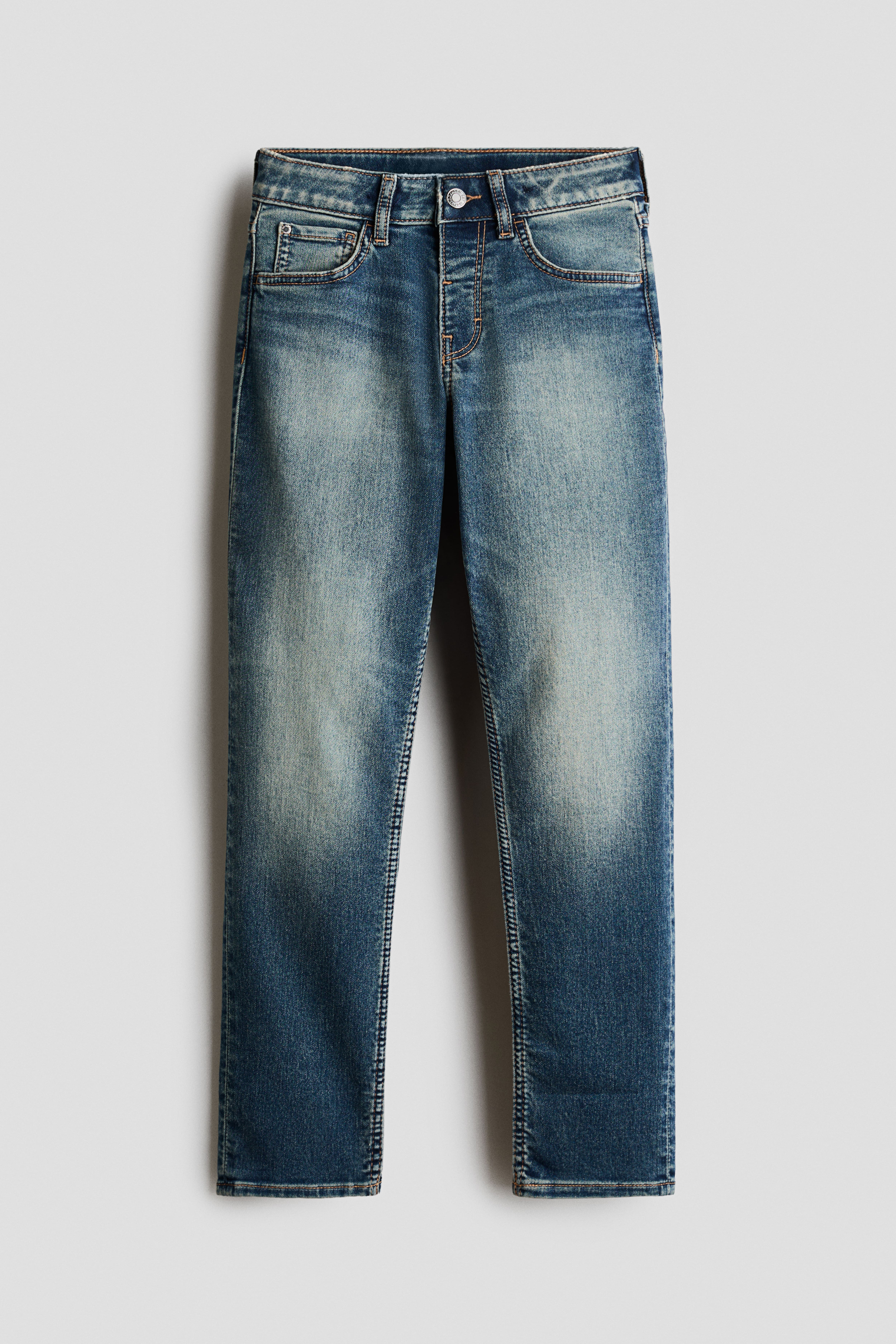 Relaxed-Fit Tapered Jeans