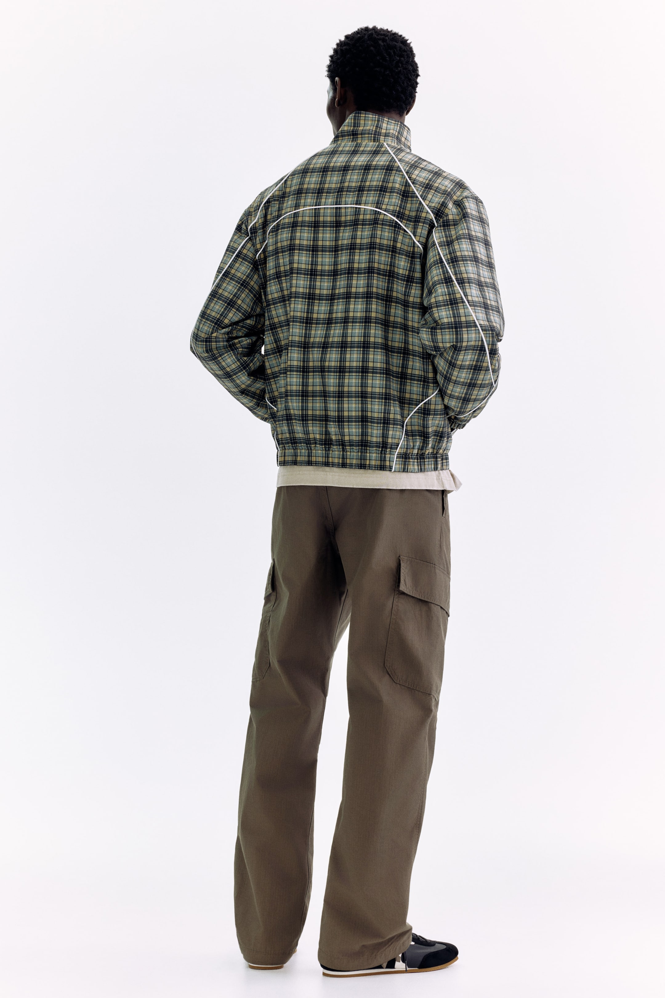 Мужские брюки H&M Regular-Fit Cargo Pants — фото 4