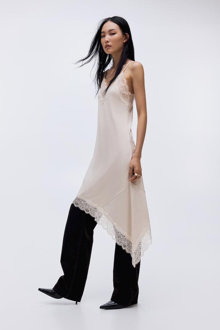 Women's Pale powder pink Lace-trimmed strappy dress | H&M