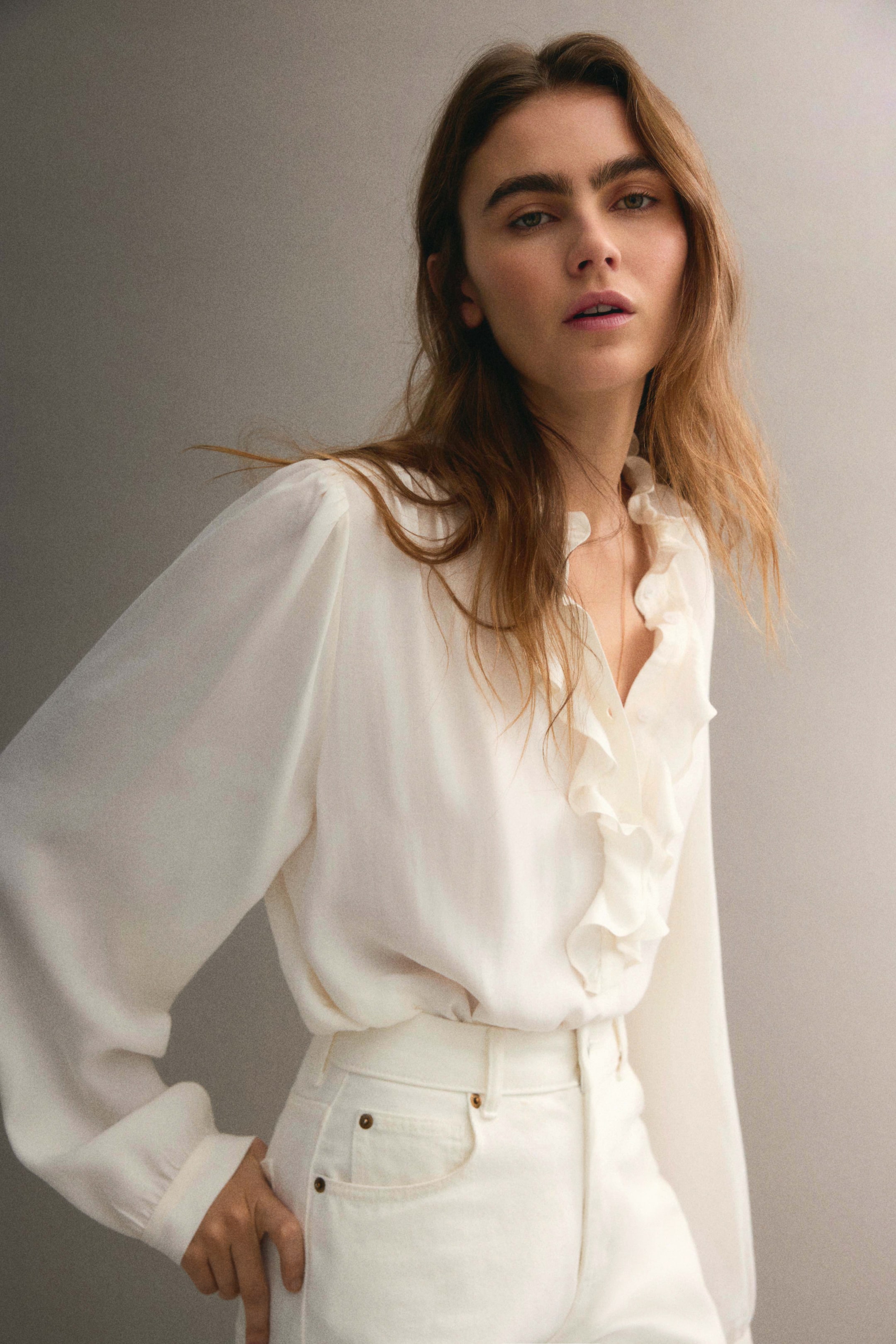 Blouse à col volanté en viscose