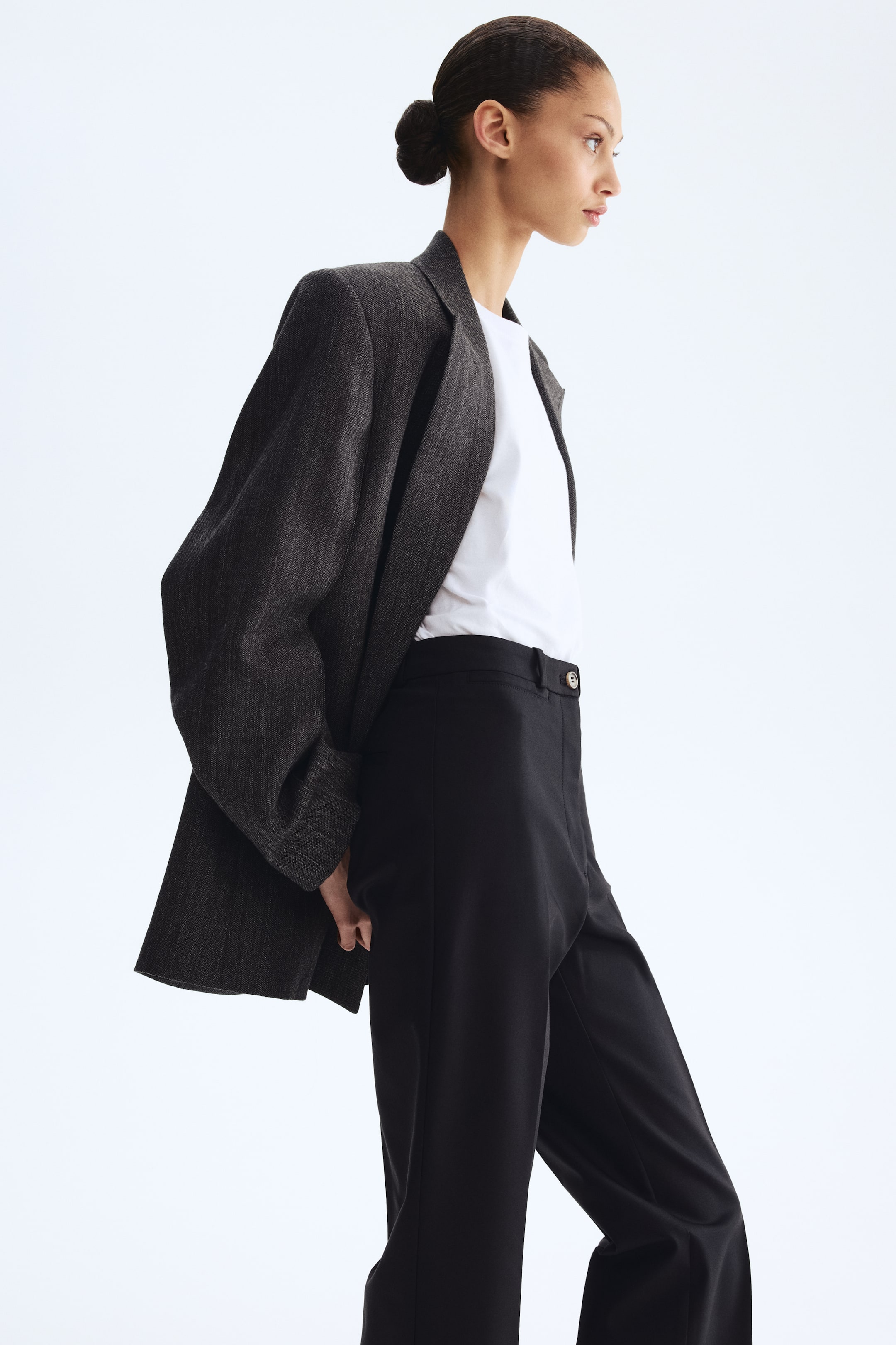 Pantalon jambe semi-évasée