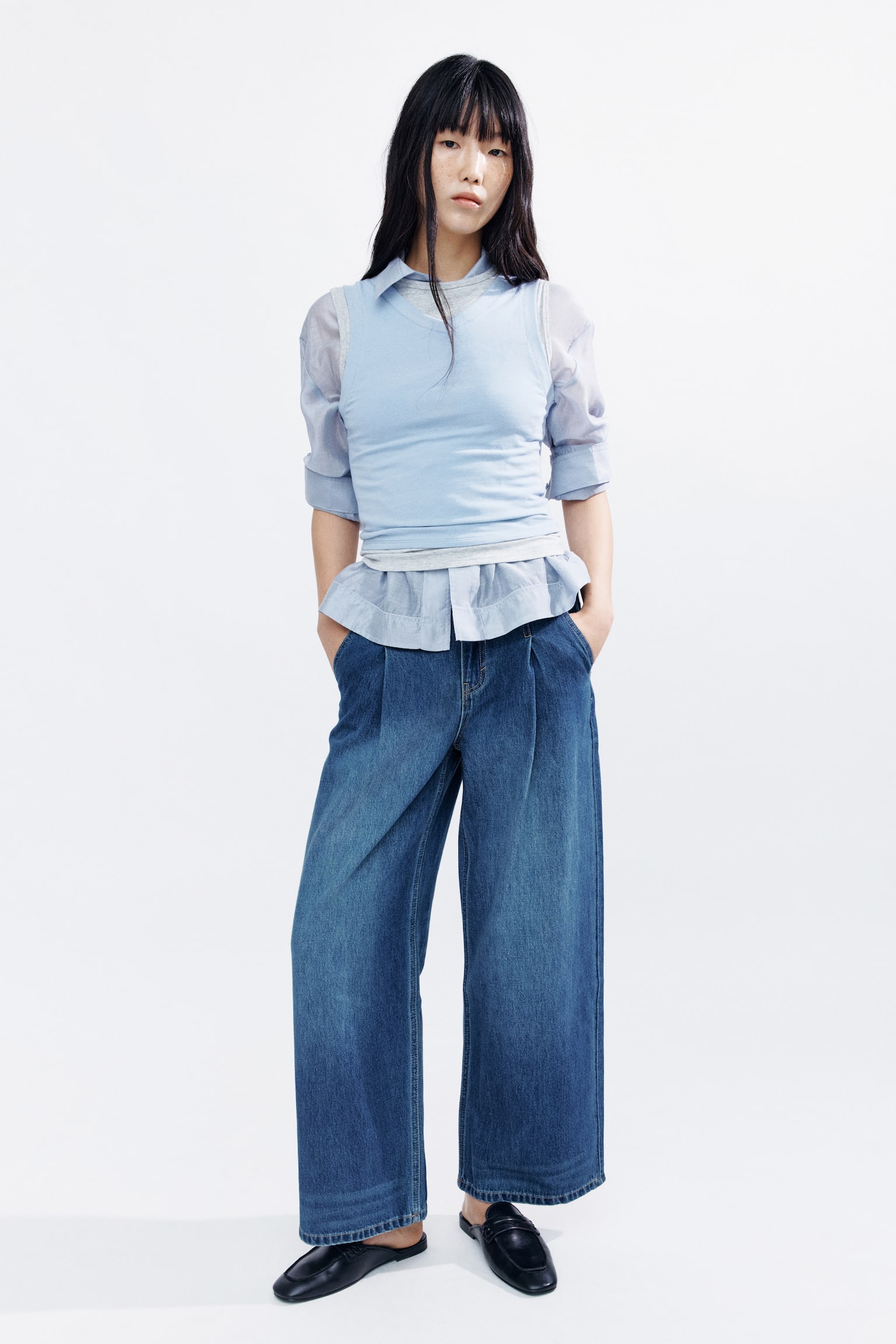 Straight Regular Waist Jeans - Màu xanh denim - 1