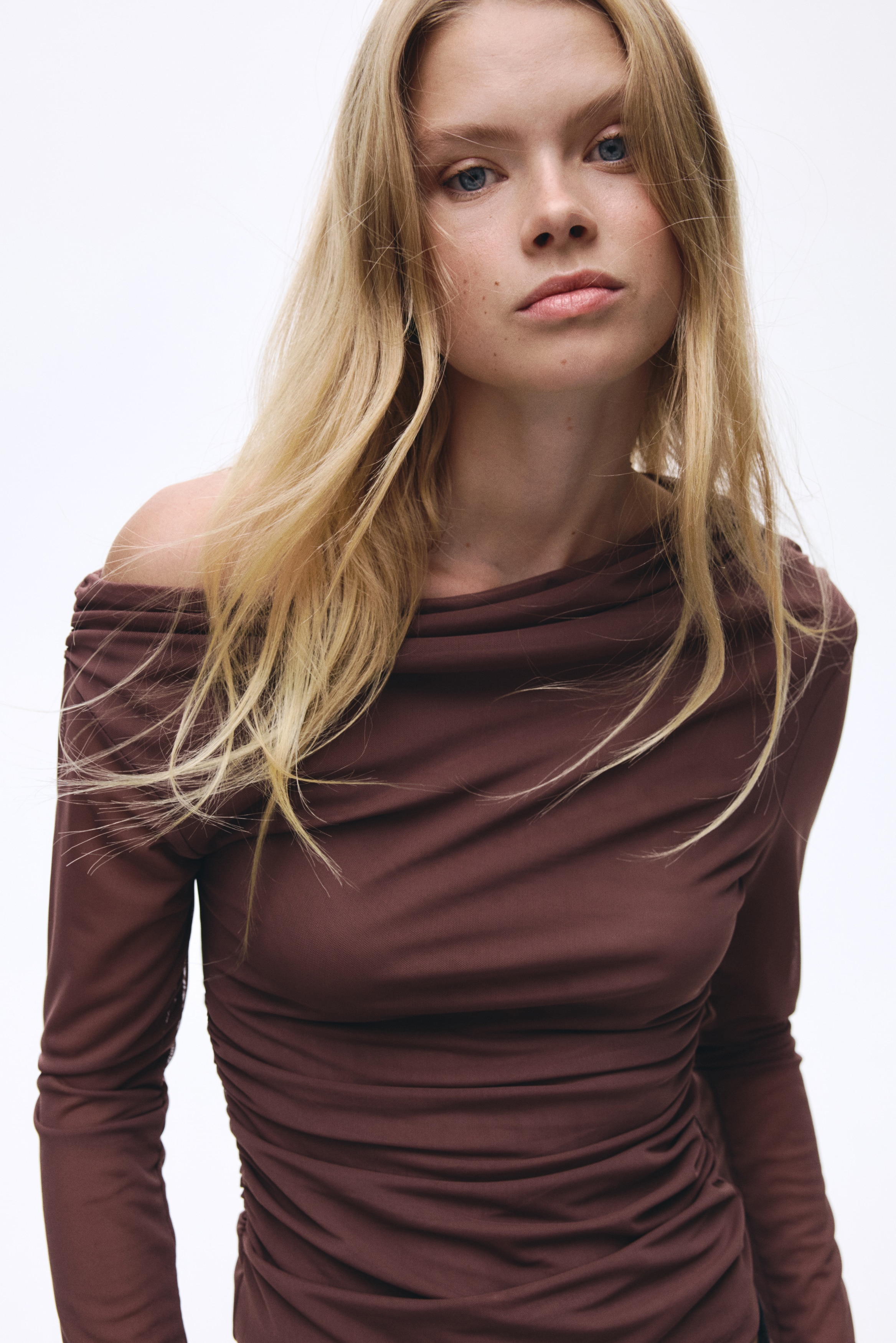 One-shoulder mesh top - Dark taupe - Ladies | H&M US