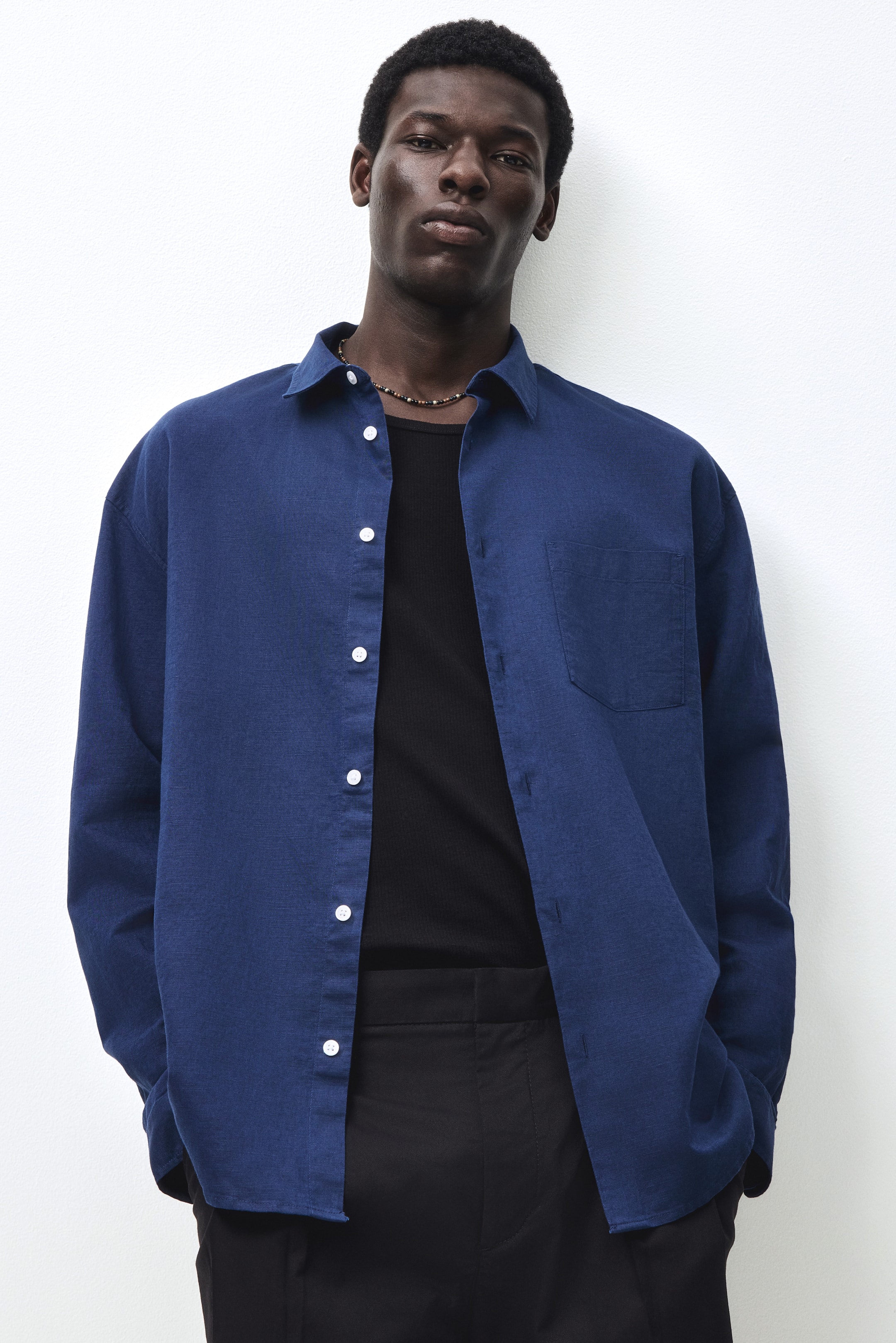 View larger image: Relaxed-Fit Linen-Blend Shirt - Dark blue - Men | H&M US 1