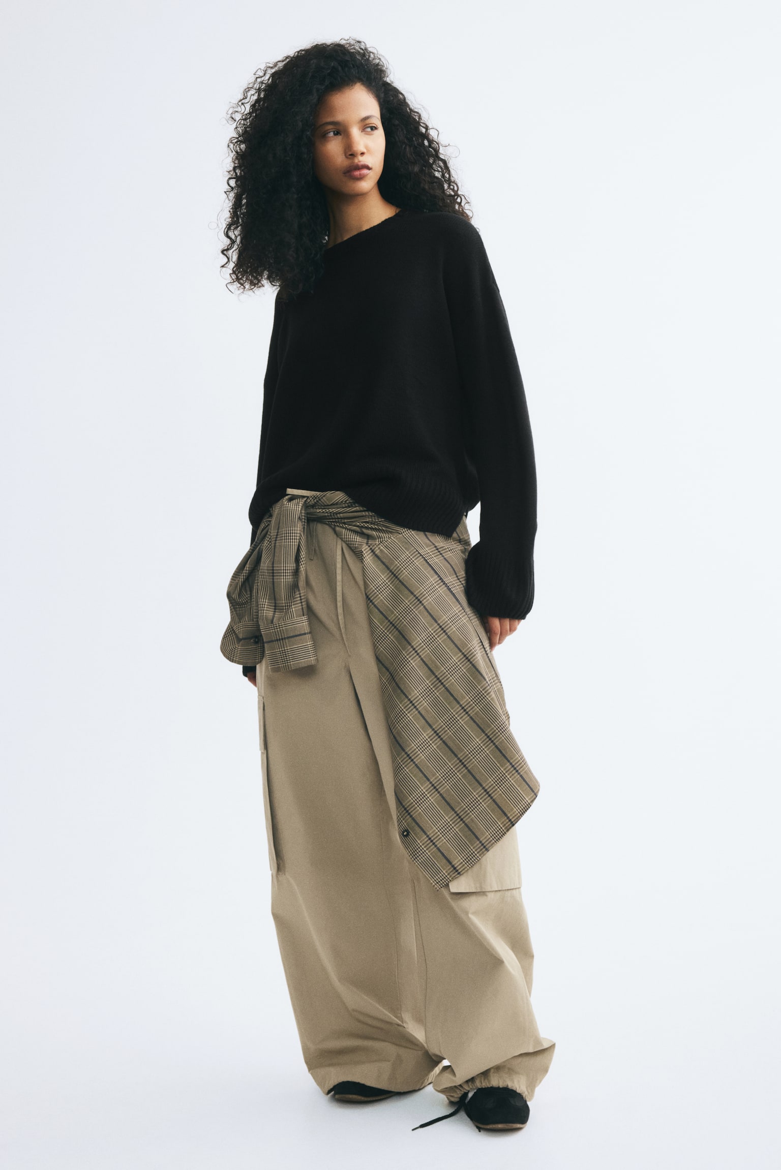 Relaxed-fit jumper - Black/Dark khaki green/Light blue - 1