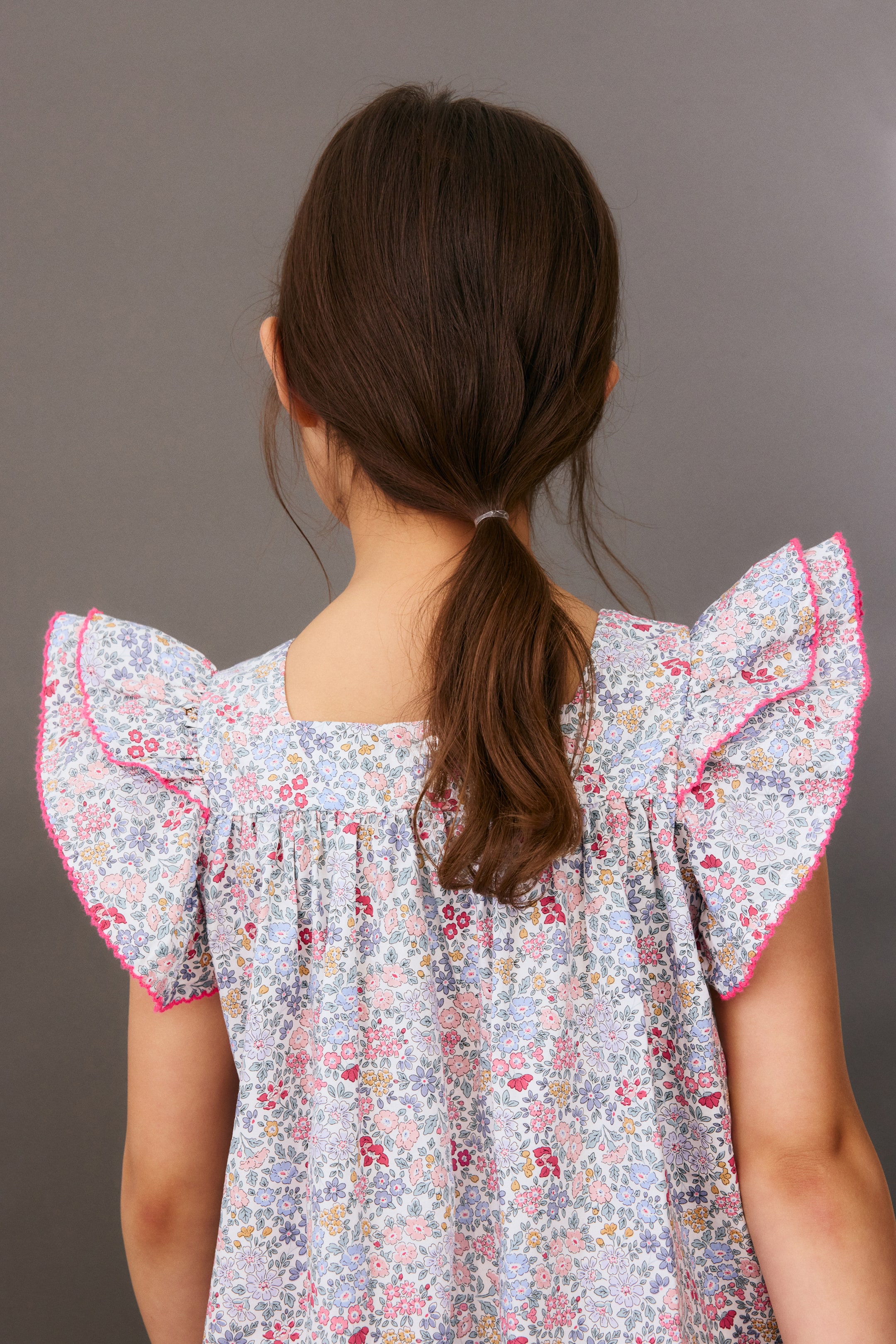 Ampliar la imagen: Cotton poplin dress - Lila/Floreado - Kids | H&M MX 3