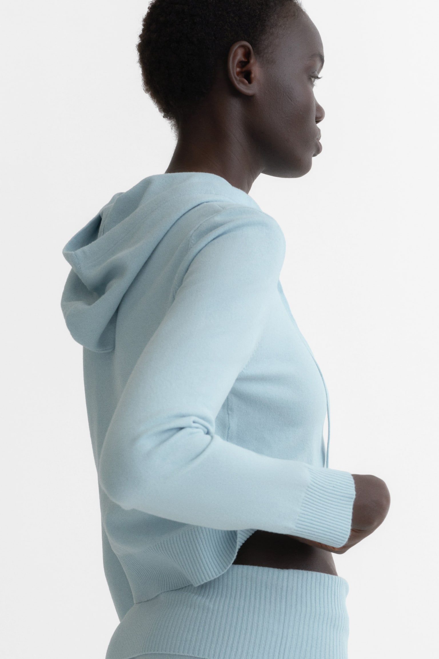 קרדיגן עם קפוצ'ון - תכלת/כחול נייבי/חום כהה - 4