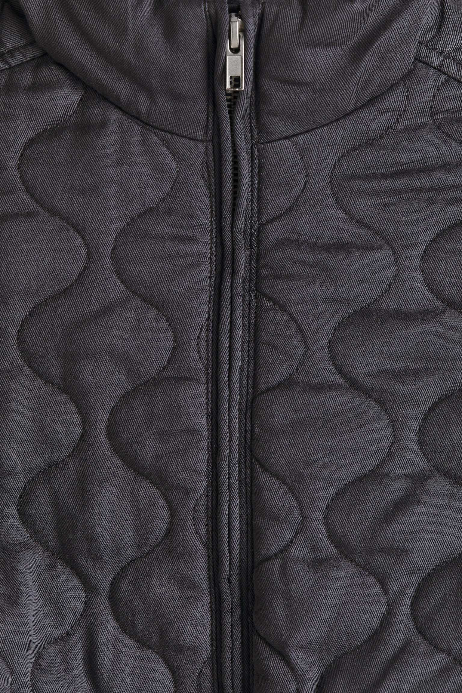 Детская куртка H&M Quilted Lyocell, цвет: Тёмный серый — фото 2