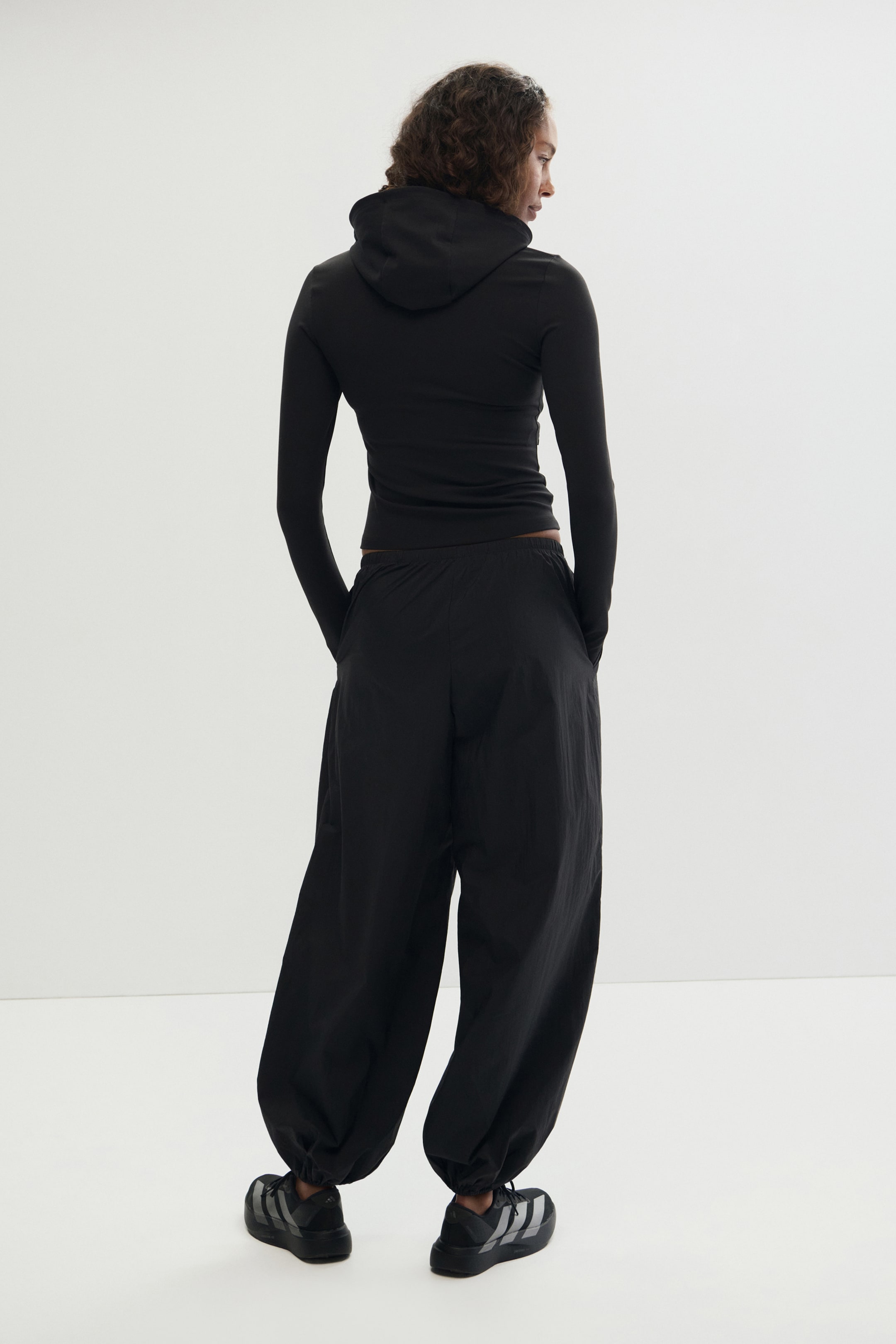 Water-Repellent Balloon-Leg Sports Pants