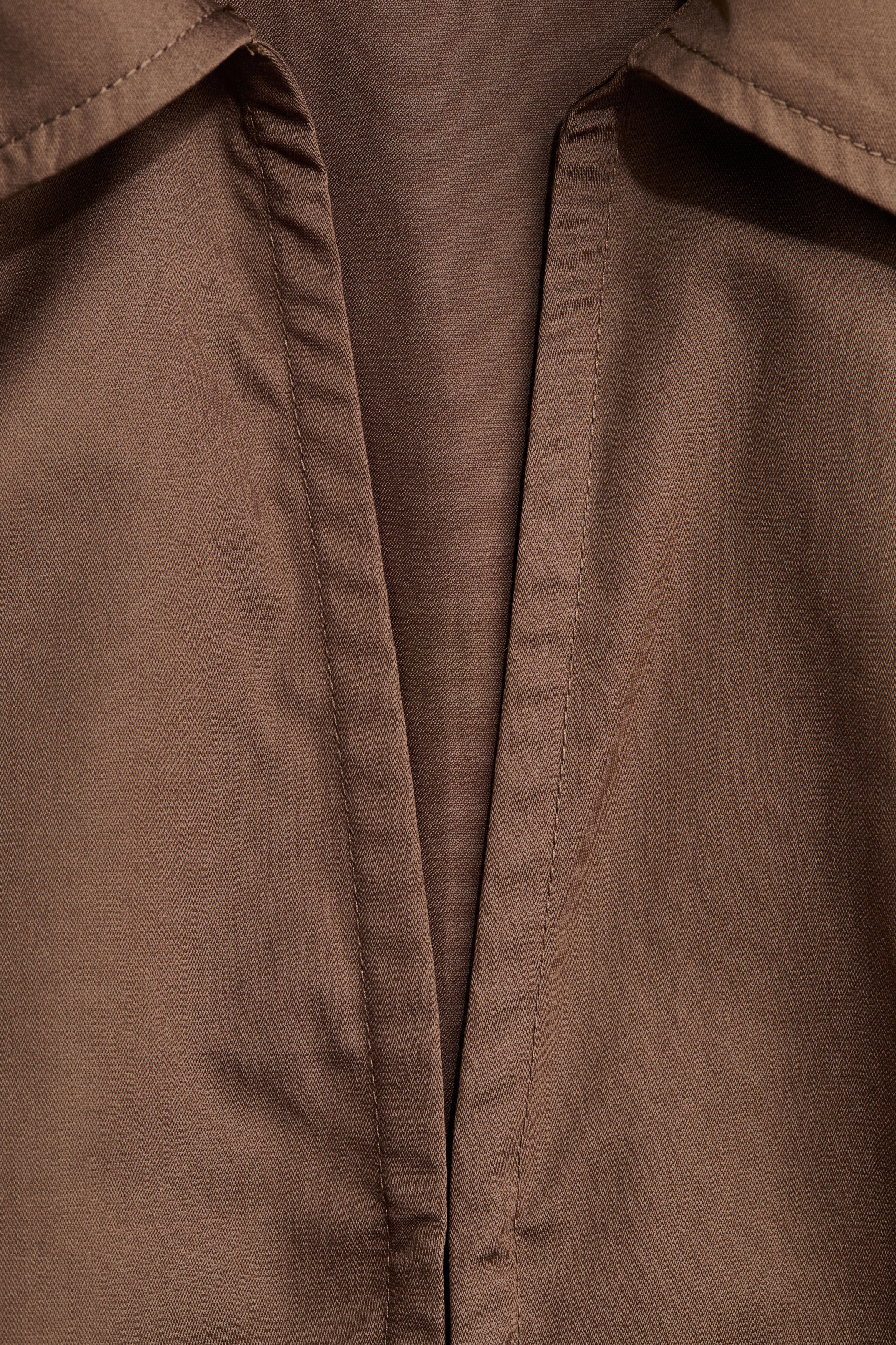 Sleeveless cotton shirt