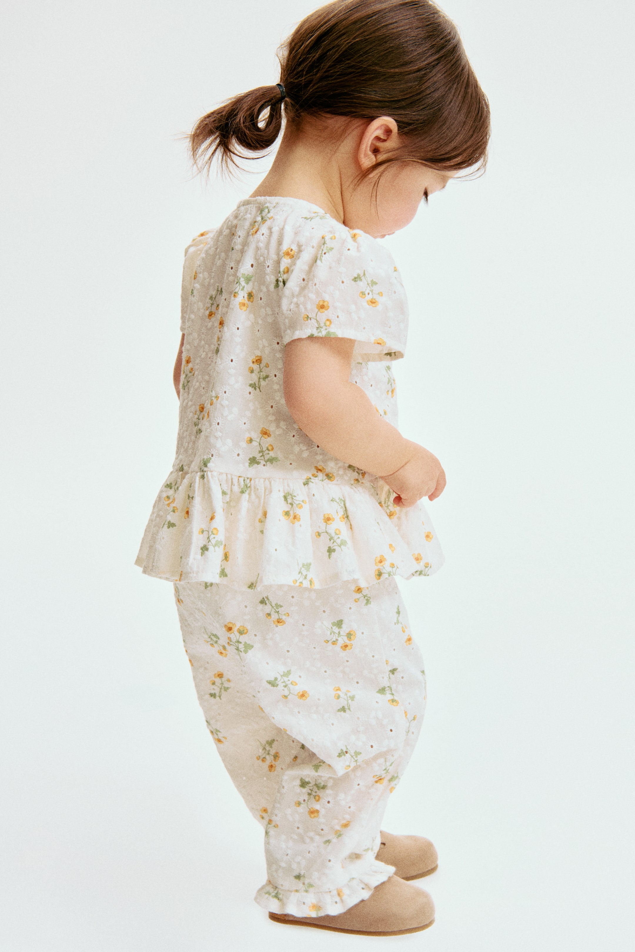 2-Piece Eyelet-Embroidered Set