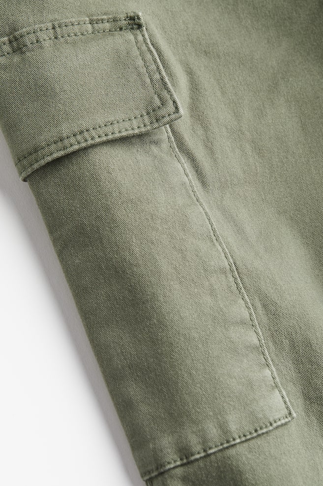 Cotton twill cargo trousers - Khaki green/Black/Light beige - 8