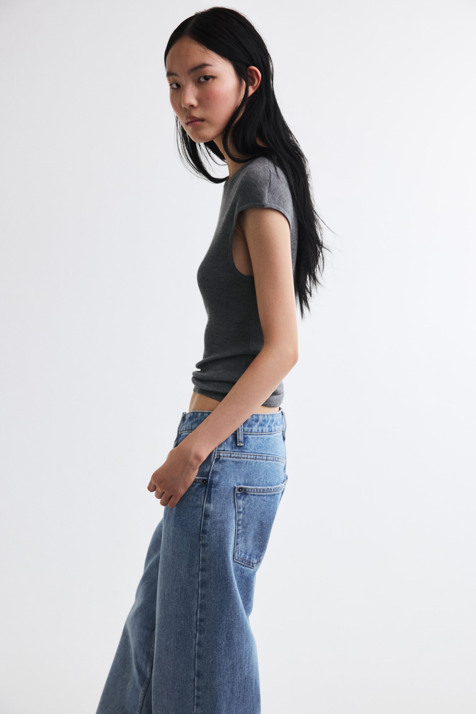 Женский топ H&M Rib-Knit Silk-Blend Top, цвет: Серый меланжевый — фото 5