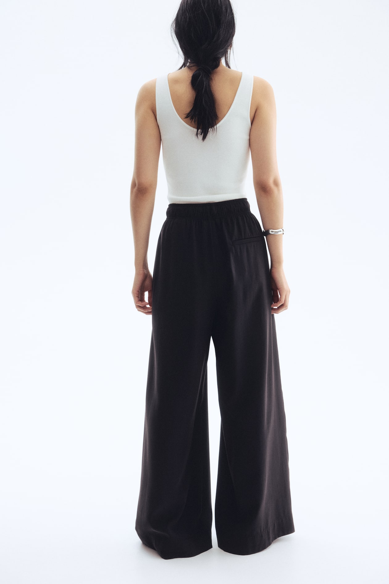 Wide-Leg Pants with Tie Belt - image 4
