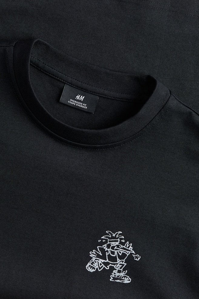 Bedrucktes Jerseyshirt in Oversized Fit - Schwarz/Zug/Weiß/New Sound - 5