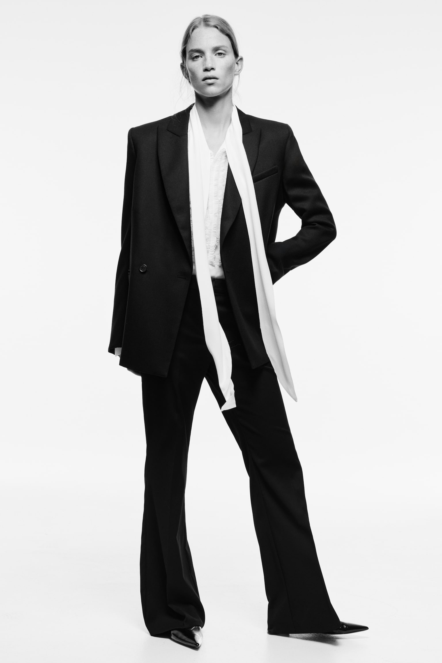 Женские брюки H&M Flared Dress Pants, цвет: Чёрный — фото 2
