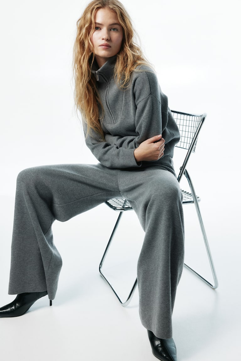 Pletene pantalone s učkurom