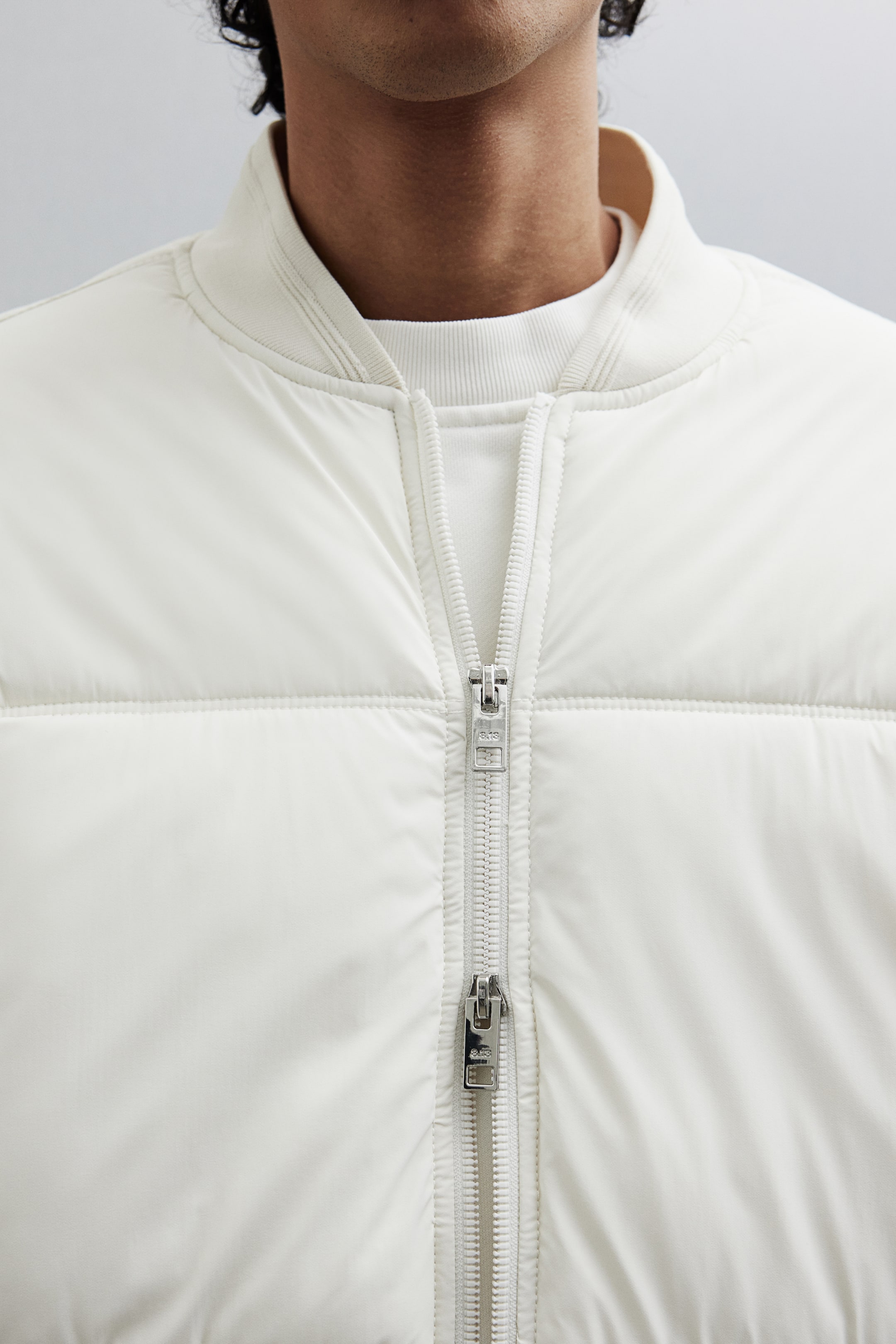 Loose Fit Padded bomber jacket - Light beige - Men | H&M GB 2