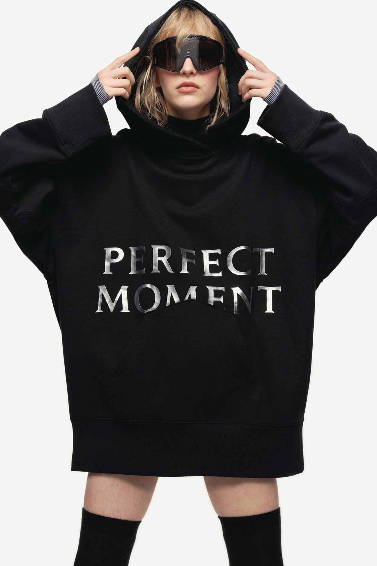 Hoodie with Printed Motif - image 5