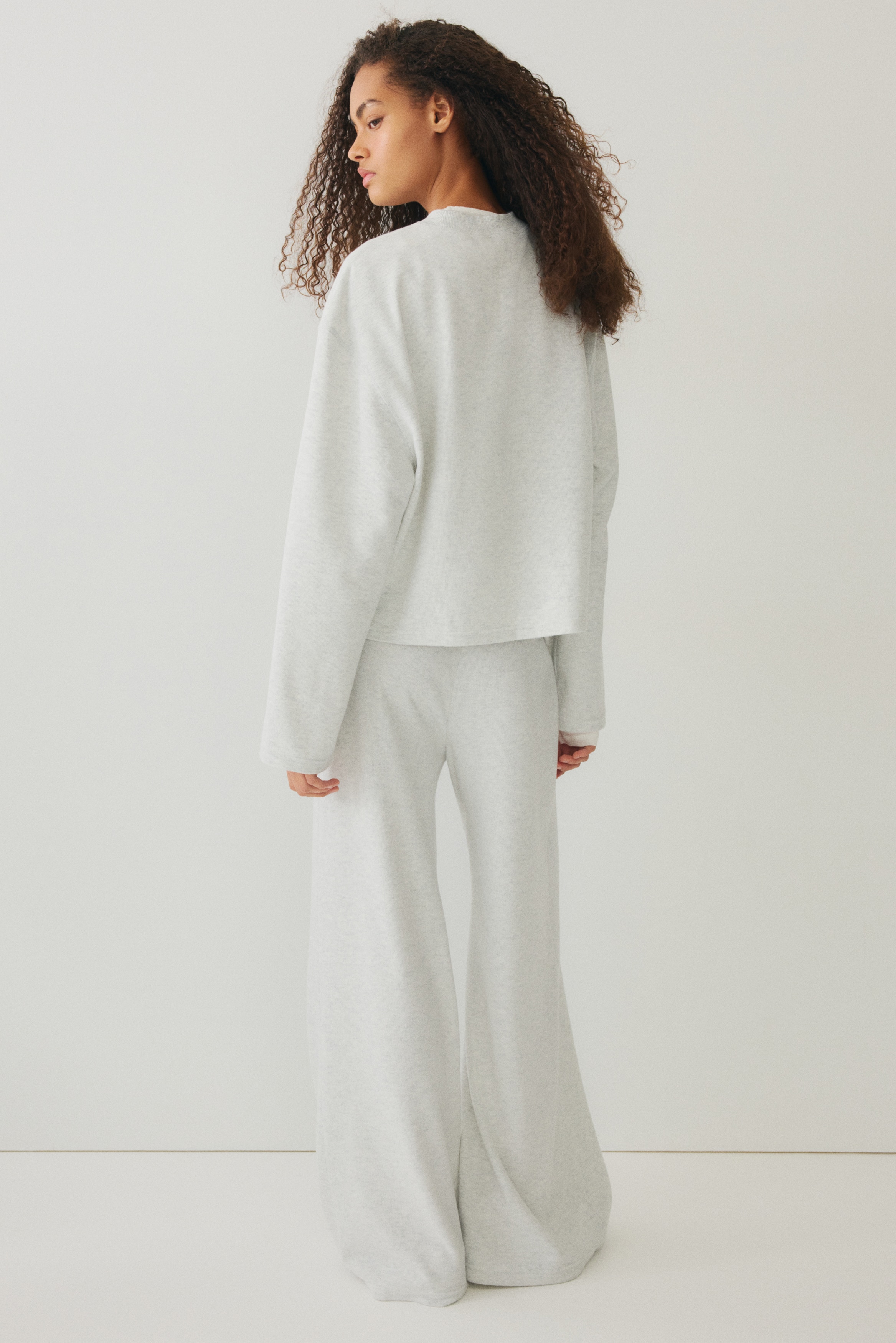 2-piece jersey top and trousers set