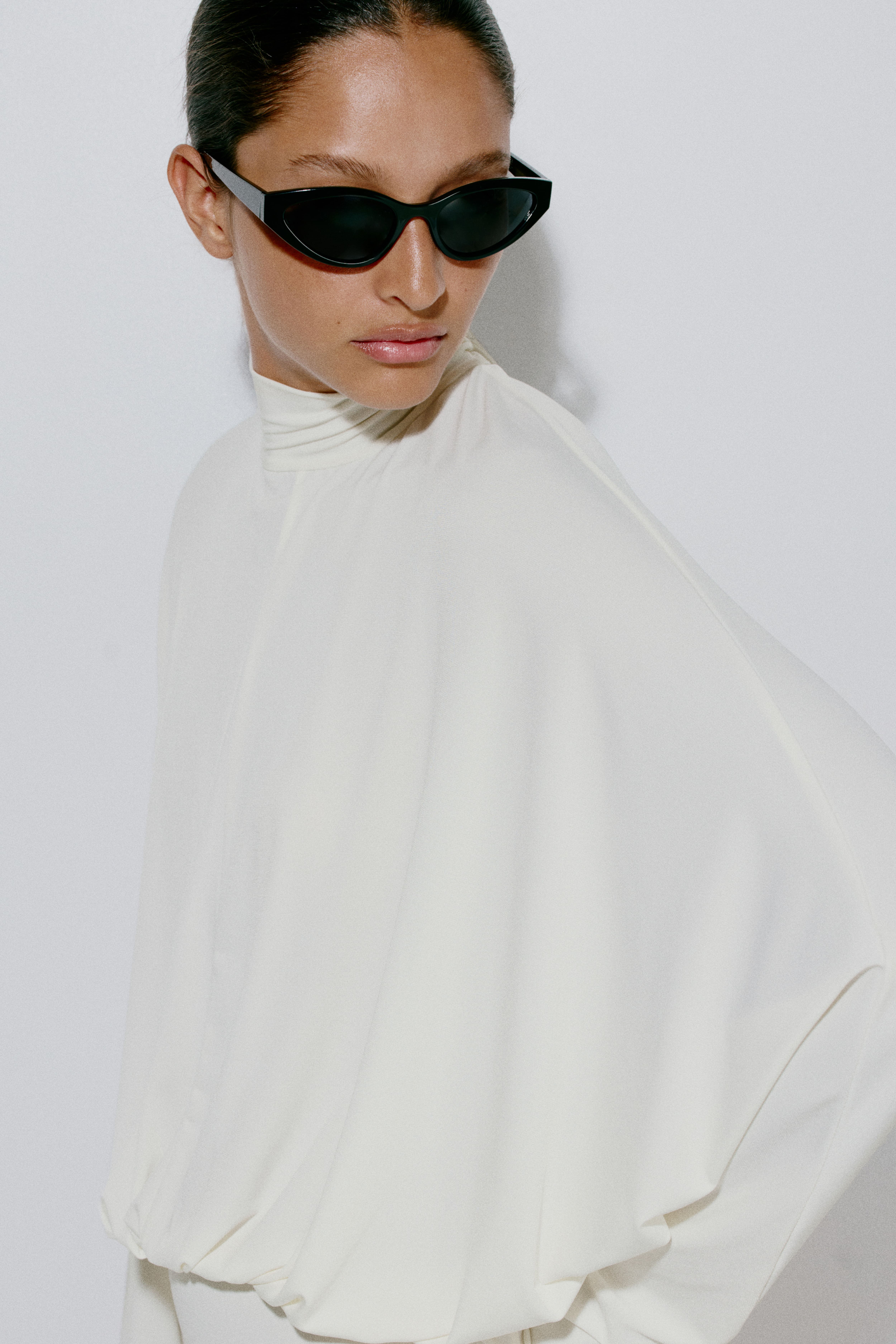 Robe à manches chauve-souris avec détail nouer