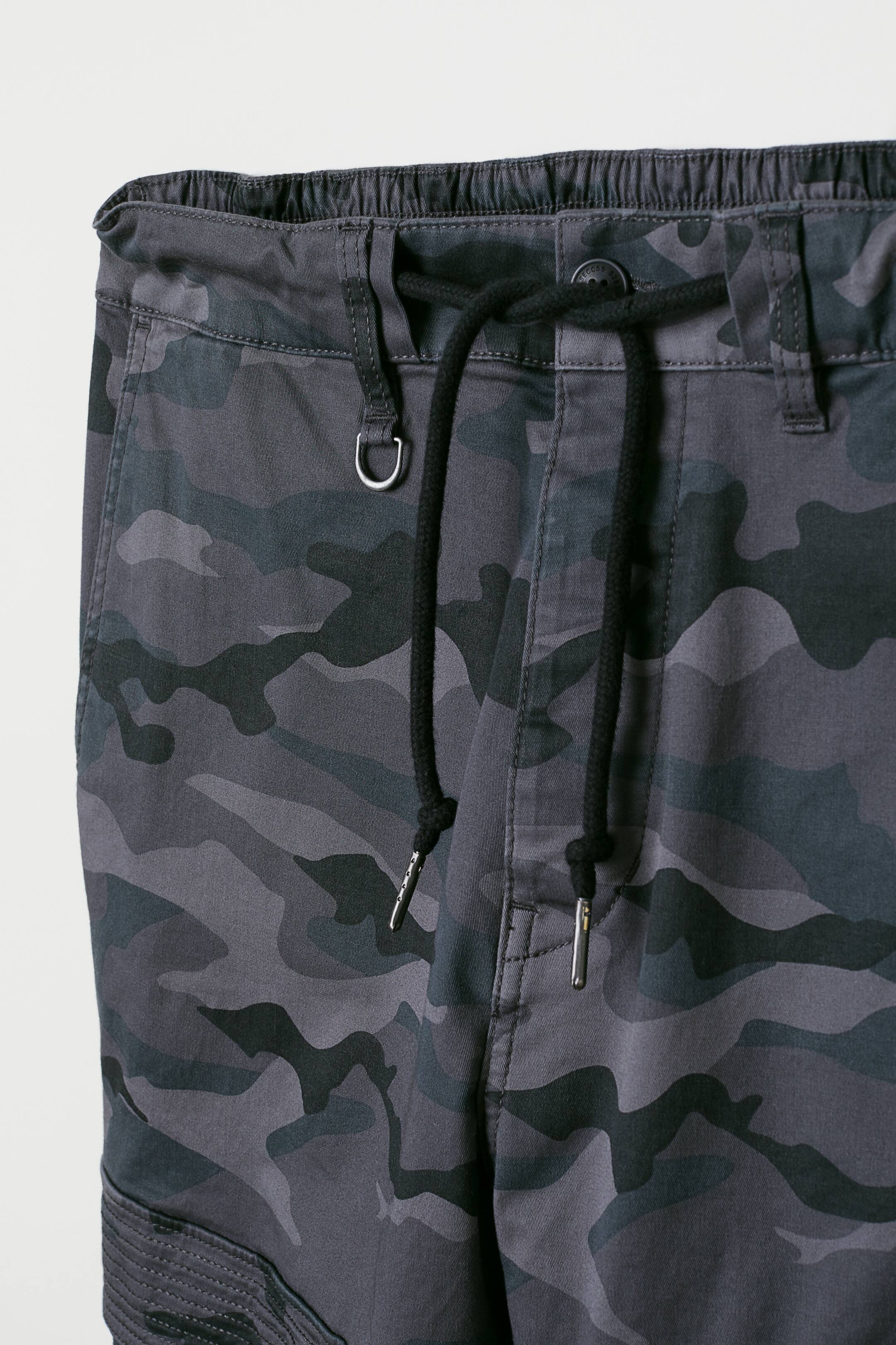 View larger image: Cargo trousers - Dark grey/Patterned - Men | H&M 2