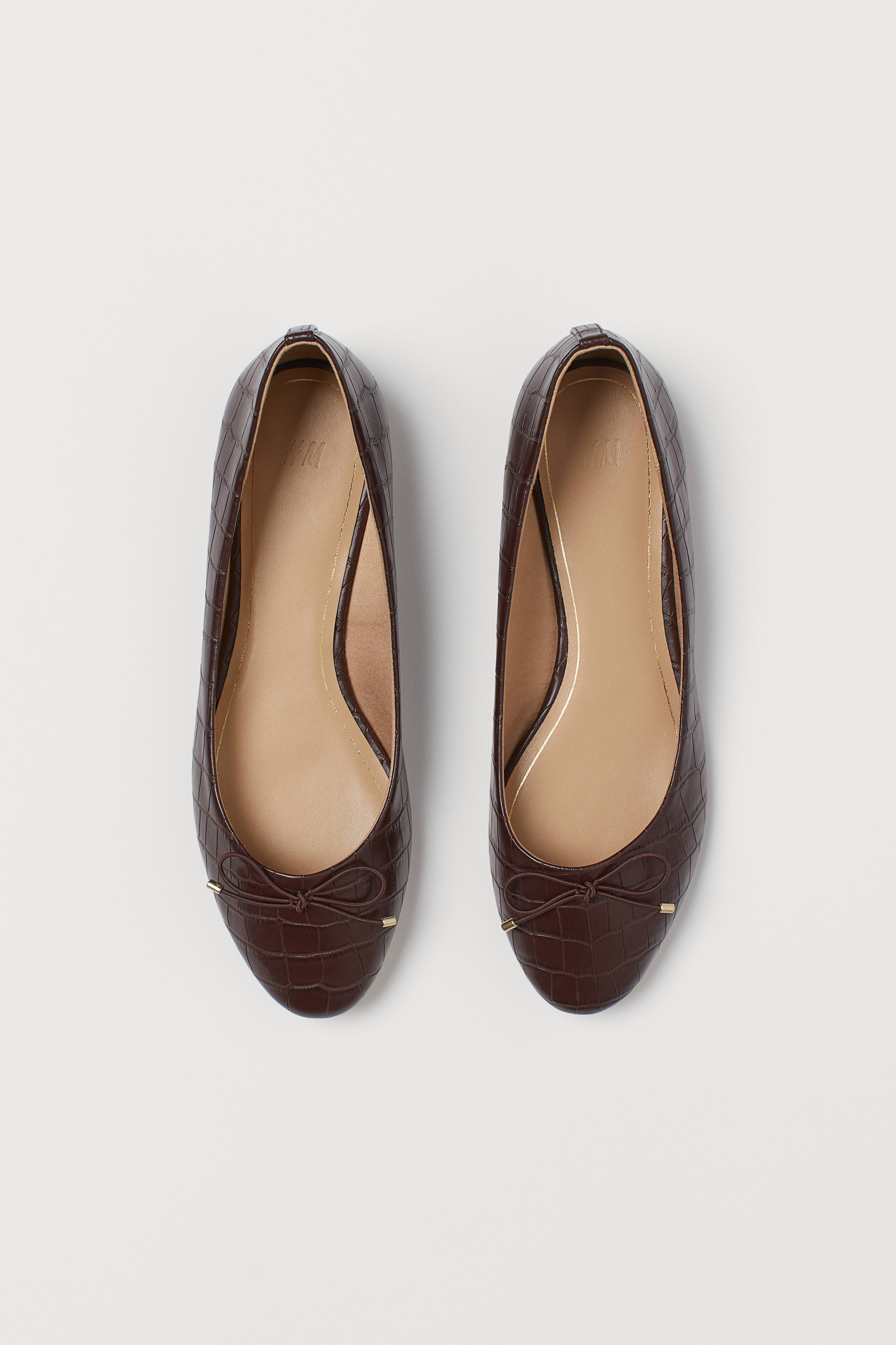 H&m ladies flat shoes hotsell