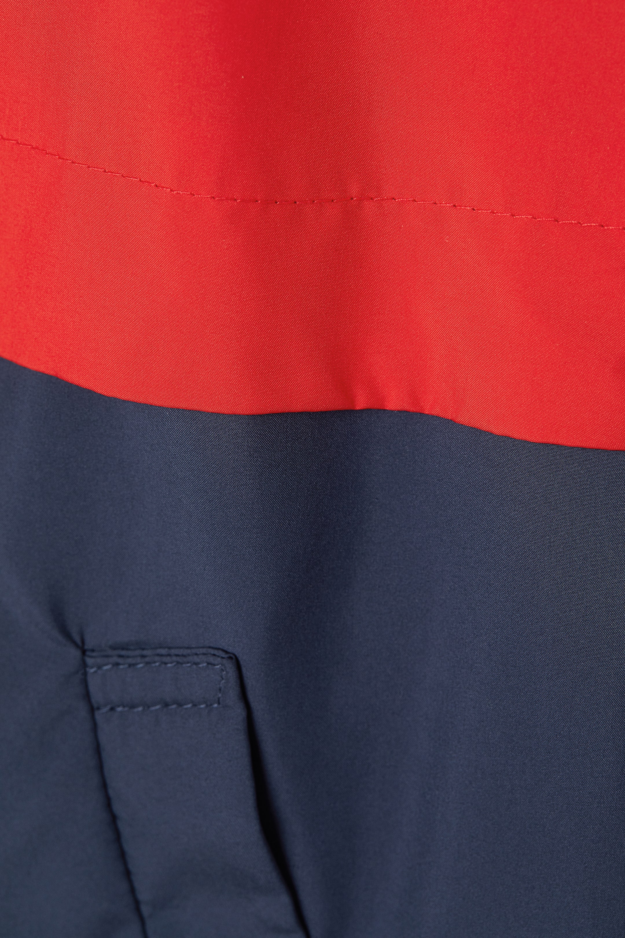 Größeres Bild ansehen: Kapuzenjacke - Rot/Blockmuster - Ladies | H&M DE 3